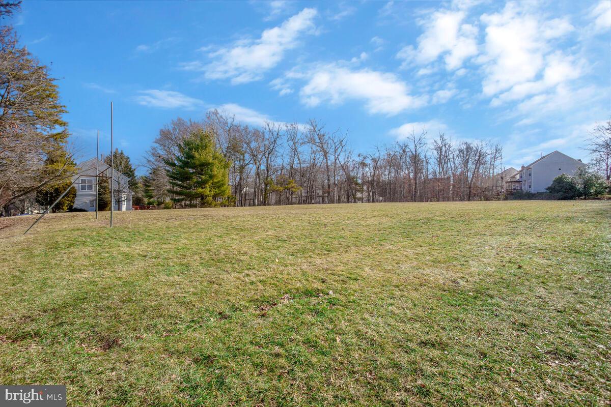 NORTHRIDGE - Residential