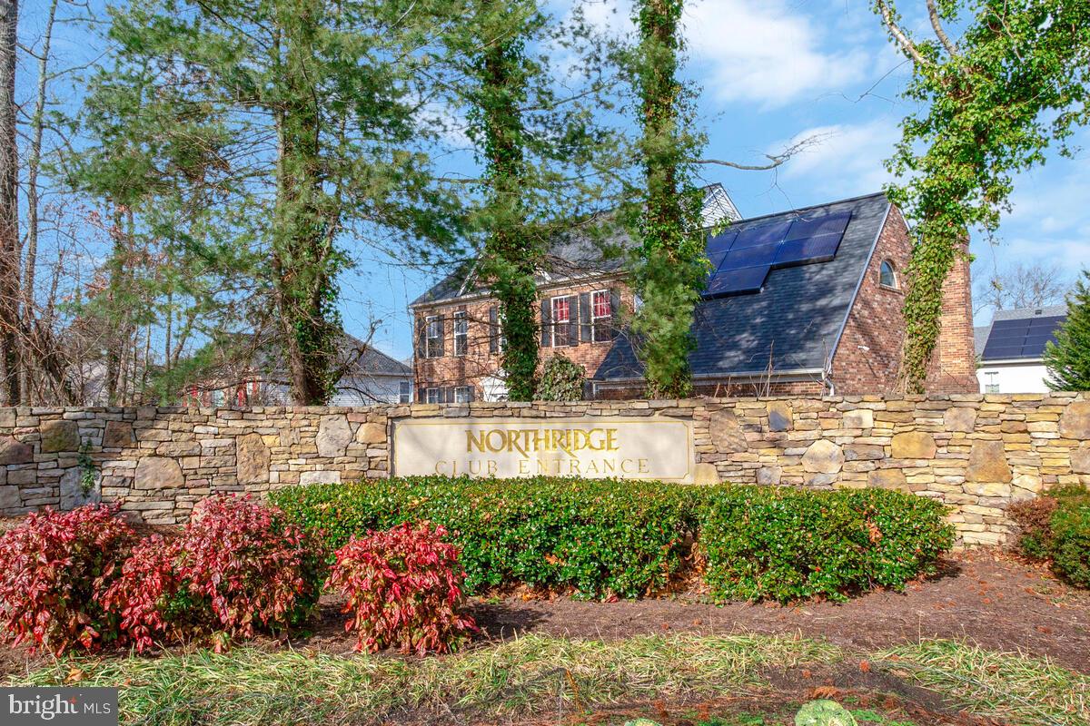 NORTHRIDGE - Residential