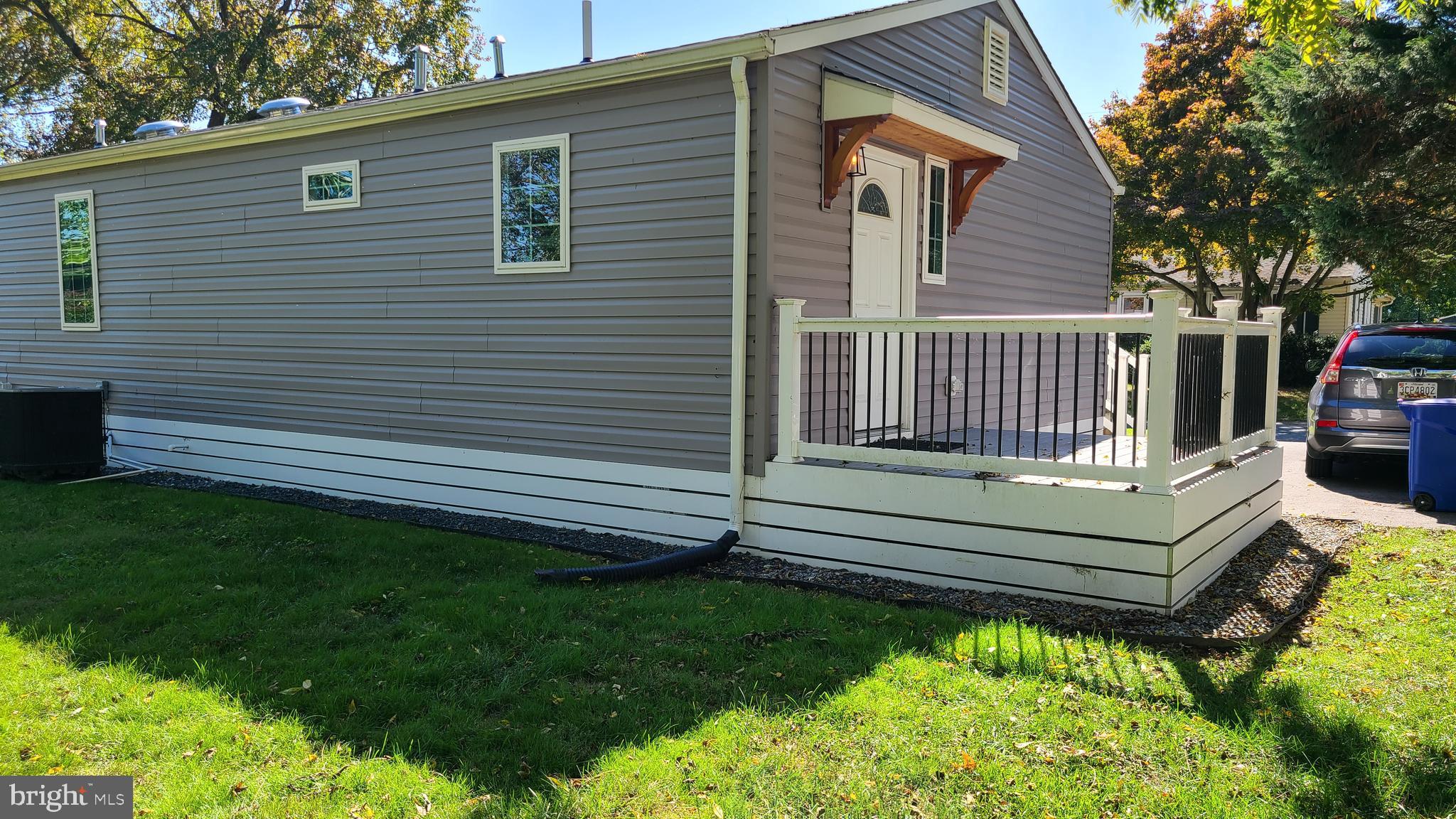 BLOOMSBURY PARK - Residential Lease