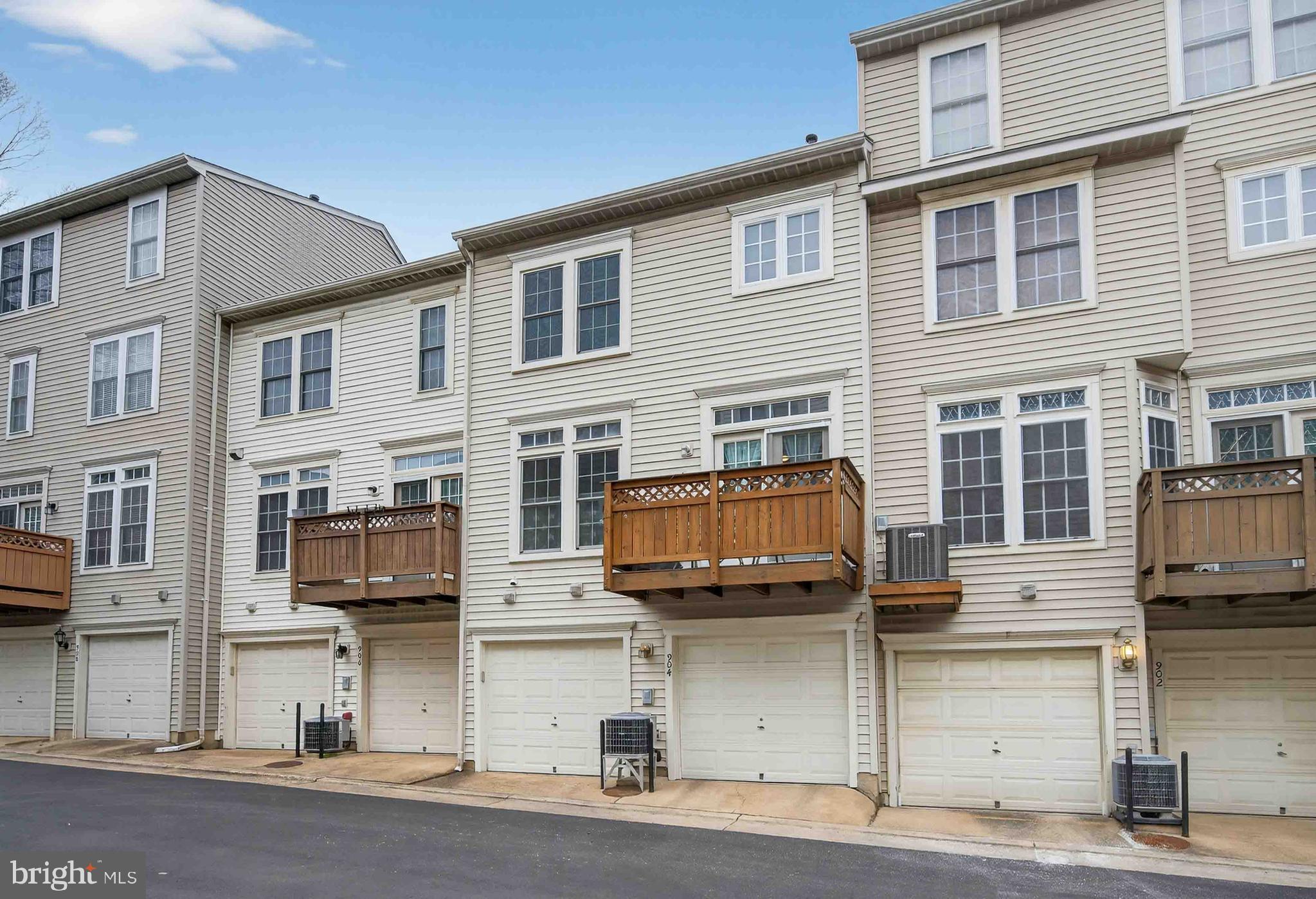 SUMMERS GROVE - Residential