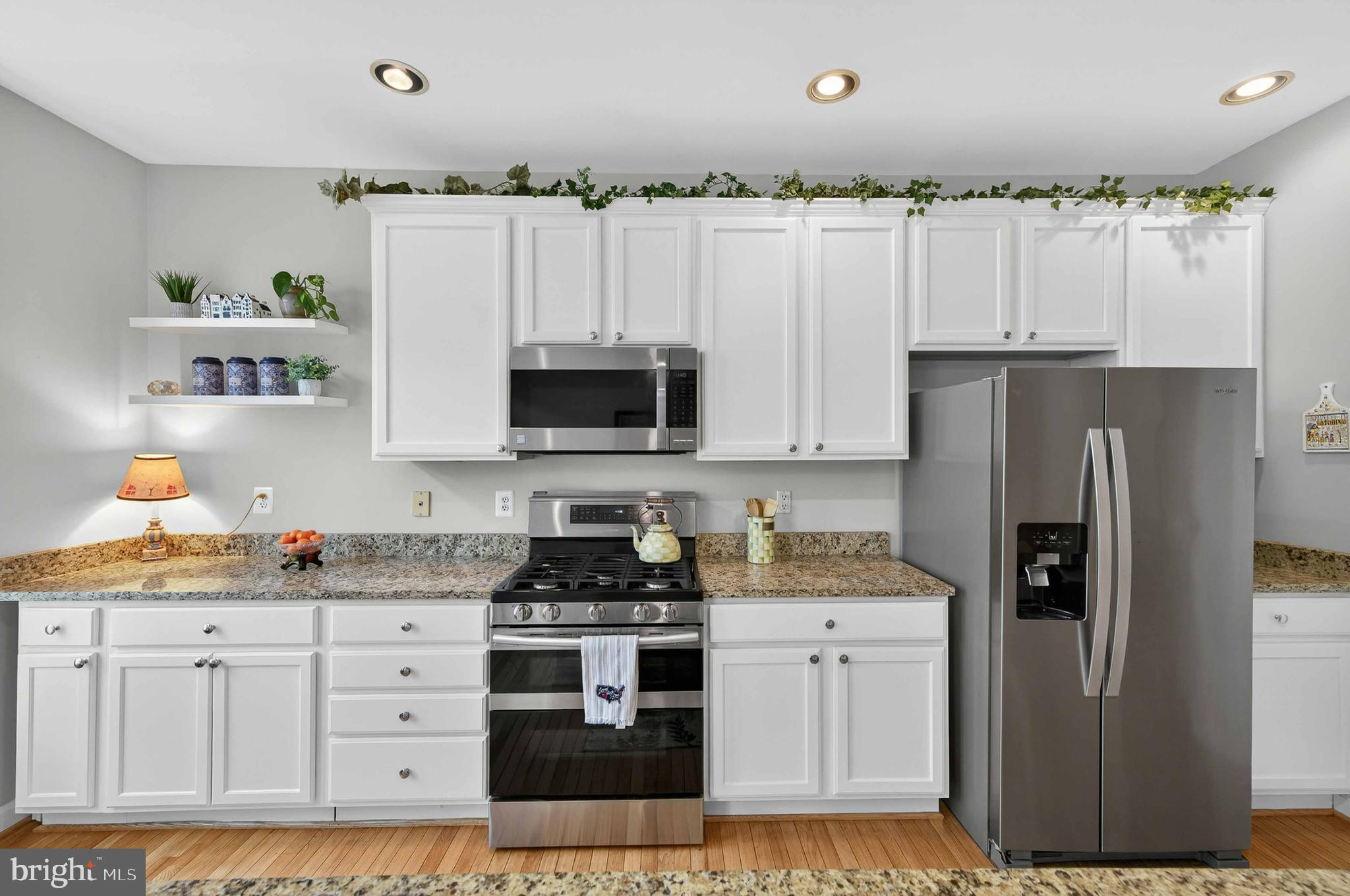 SUMMERS GROVE - Residential