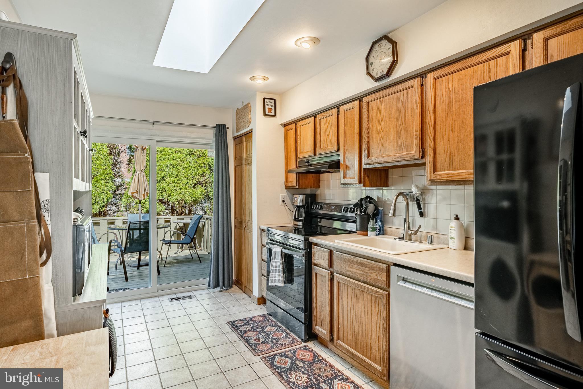 LIONGATE - Residential