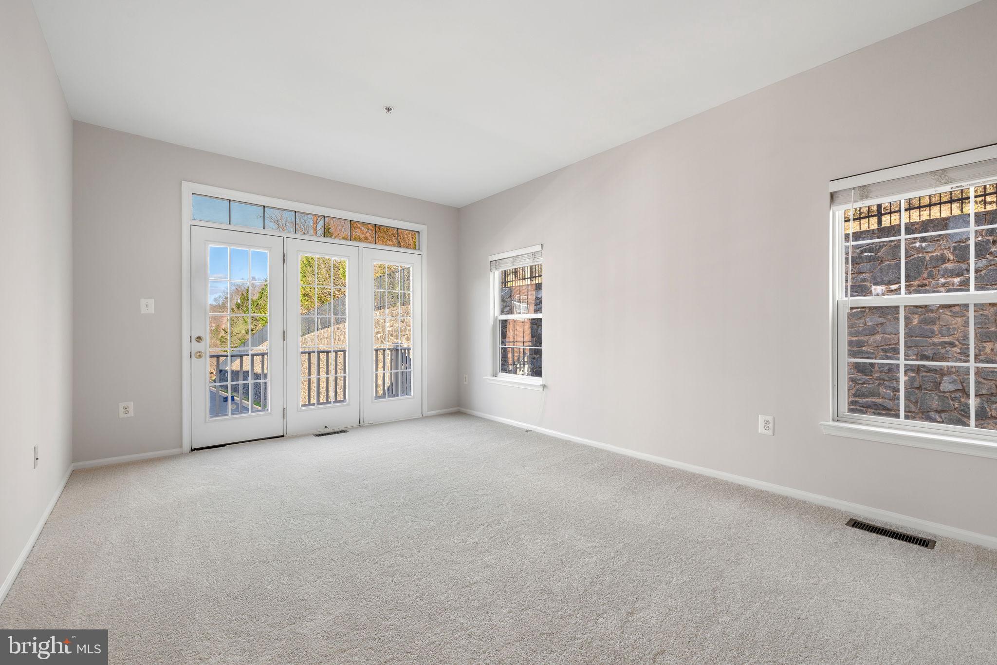 THE TOWNES CONDOMINIUM - Residential