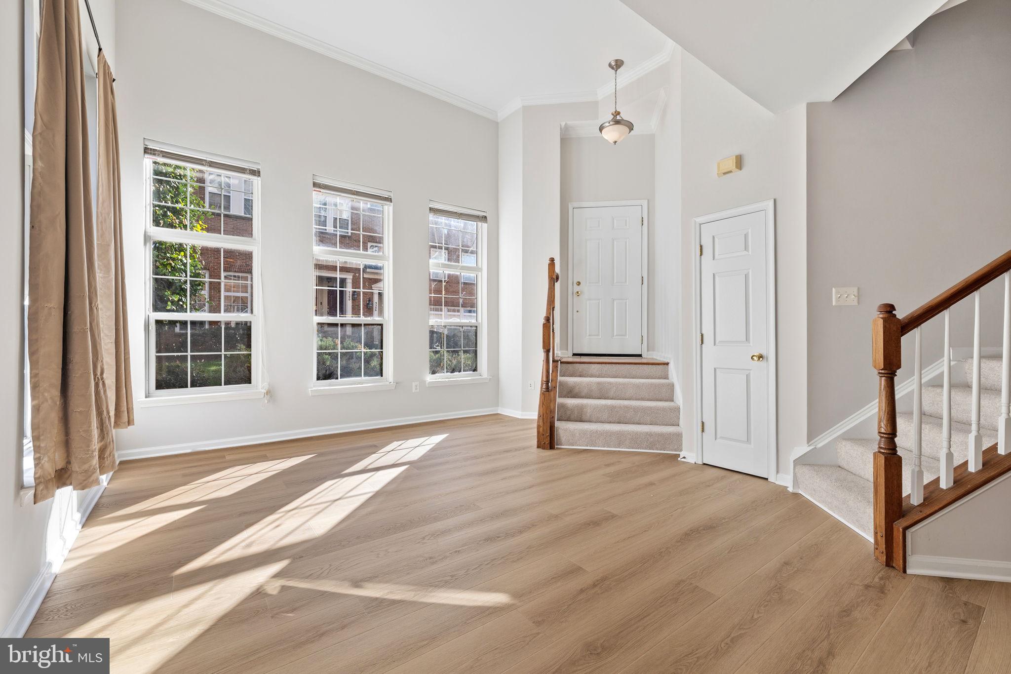 THE TOWNES CONDOMINIUM - Residential