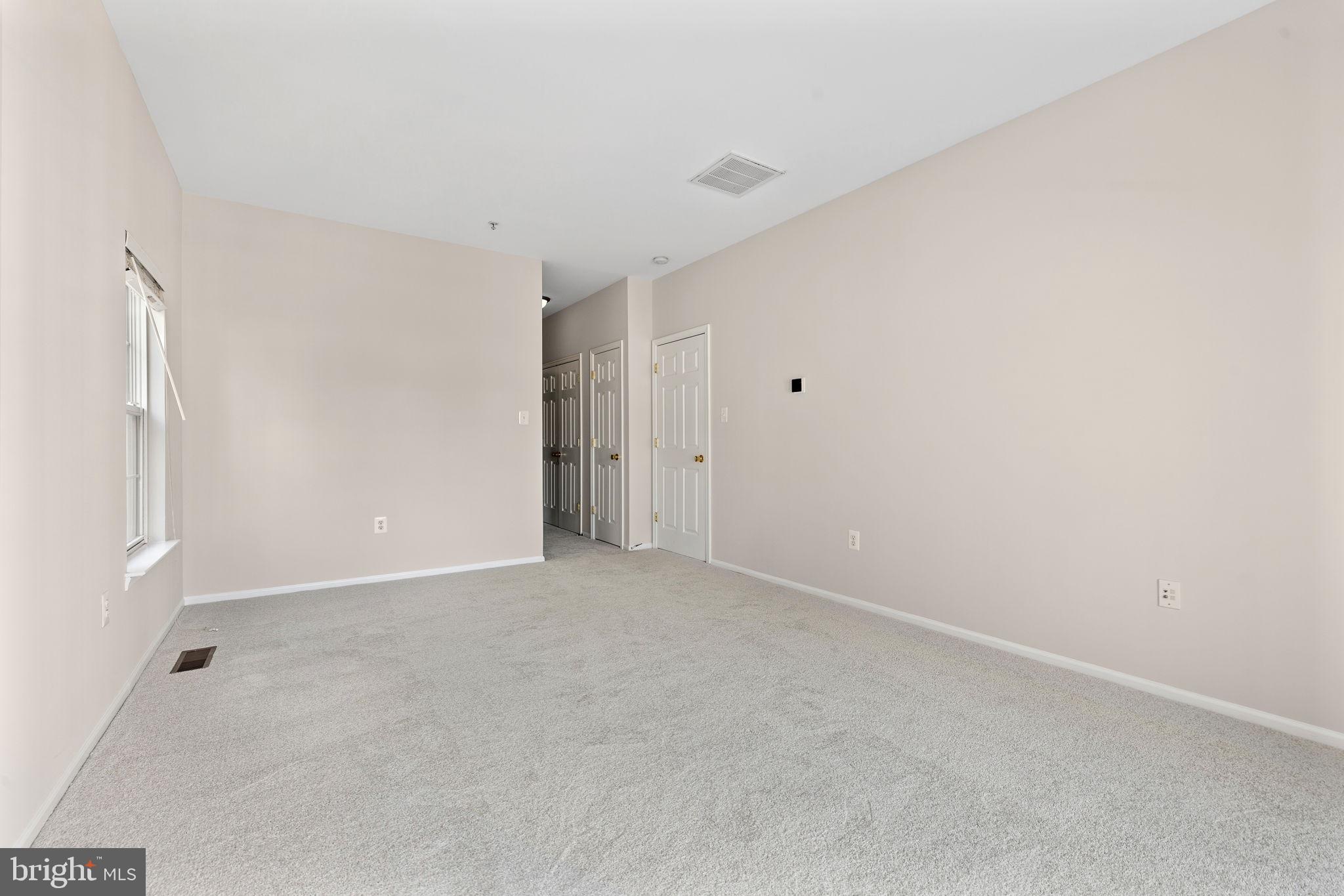 THE TOWNES CONDOMINIUM - Residential