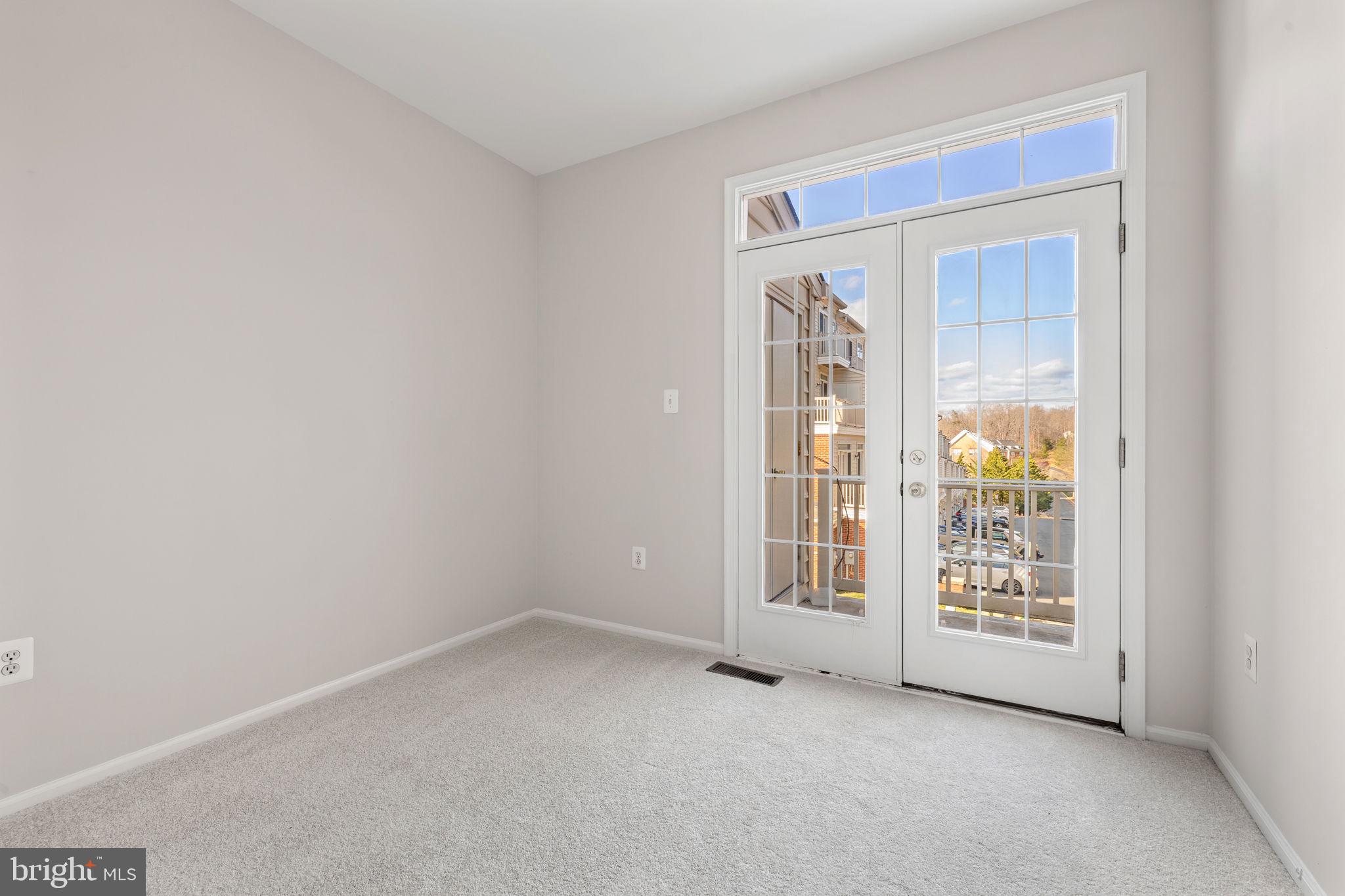 THE TOWNES CONDOMINIUM - Residential