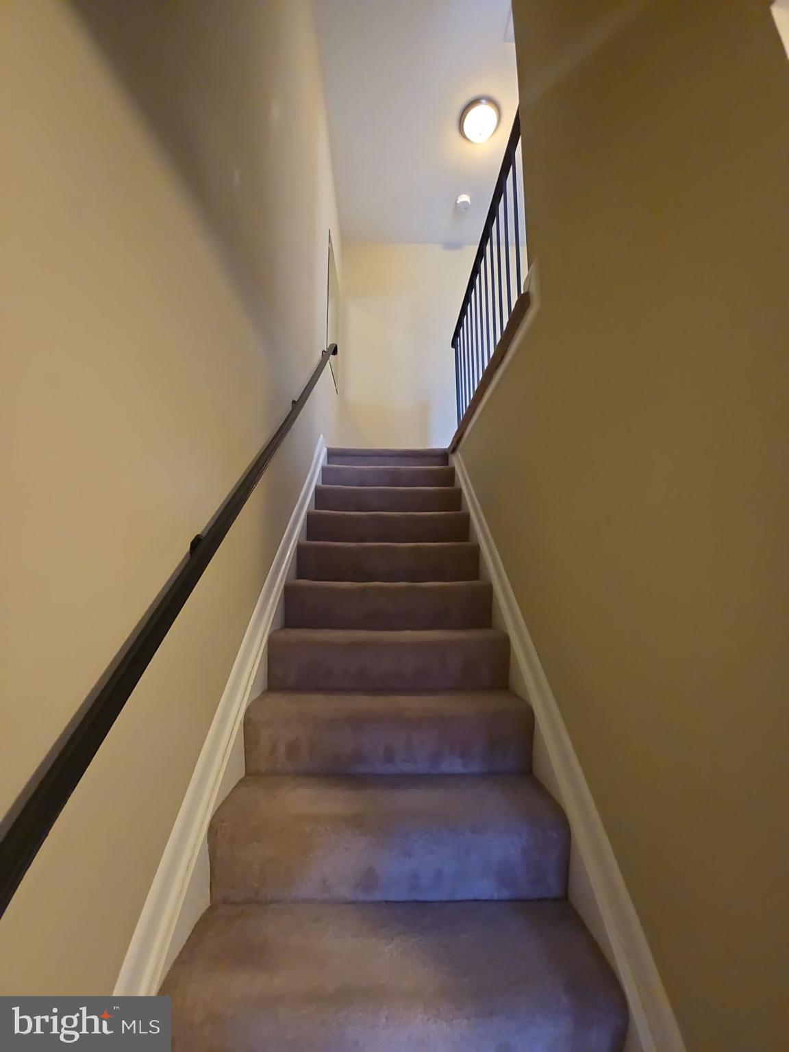 REFLECTION LAKE - Residential Lease