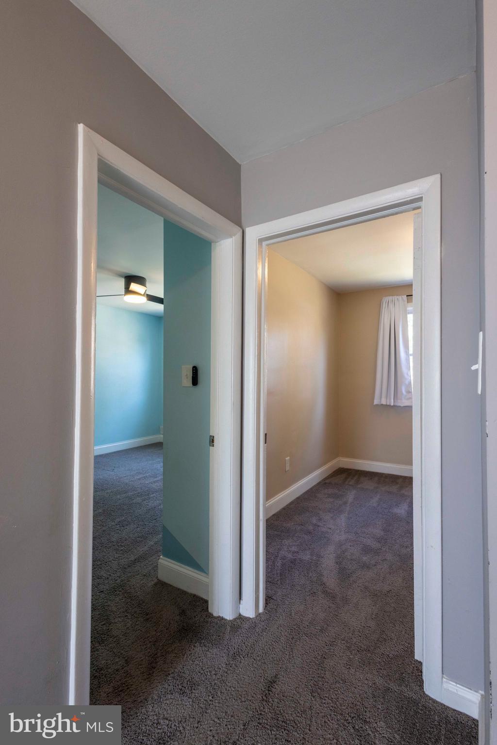 GLEN OAKS - Residential Lease