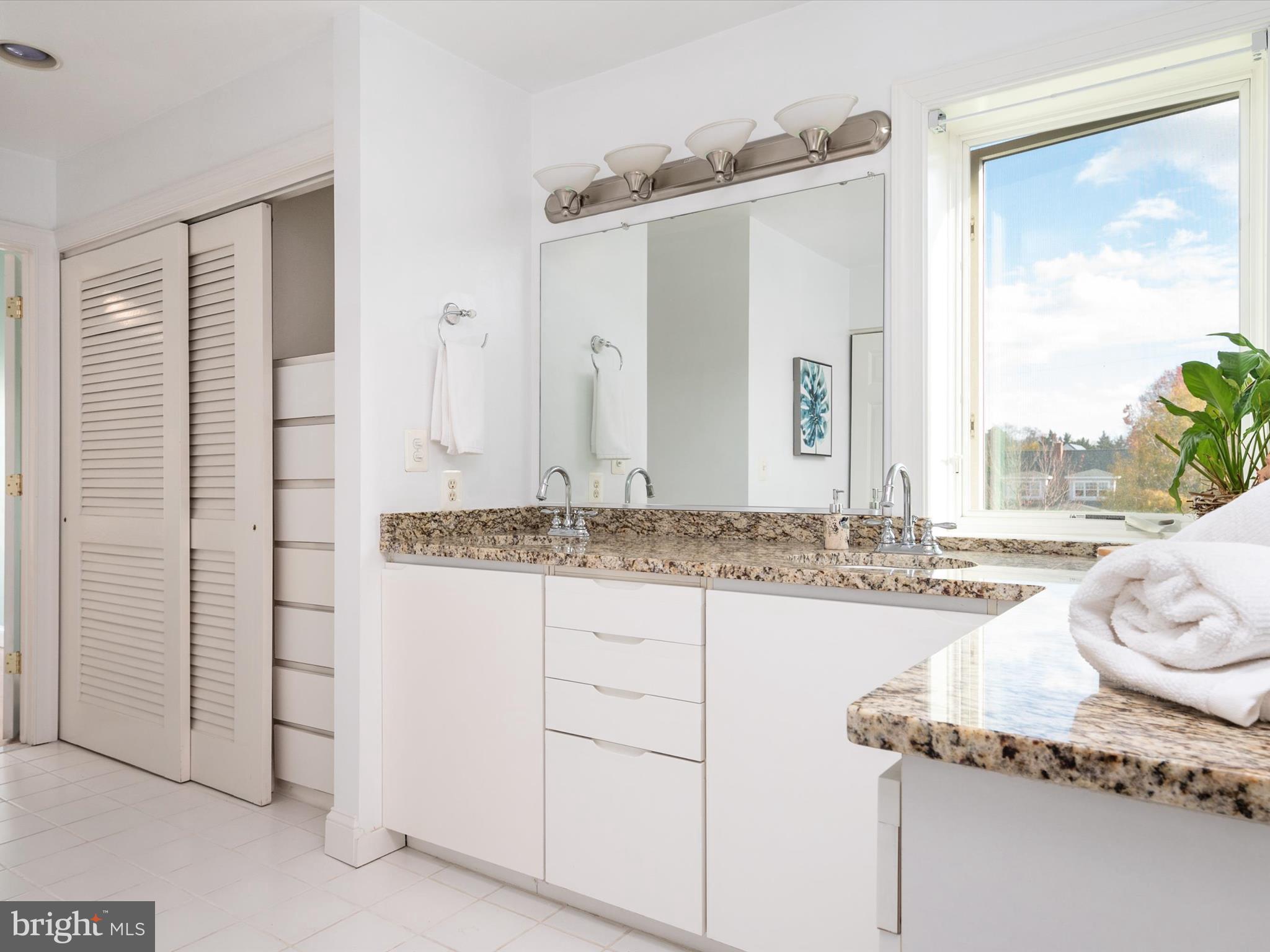 CHESAPEAKE LANDING - Residential