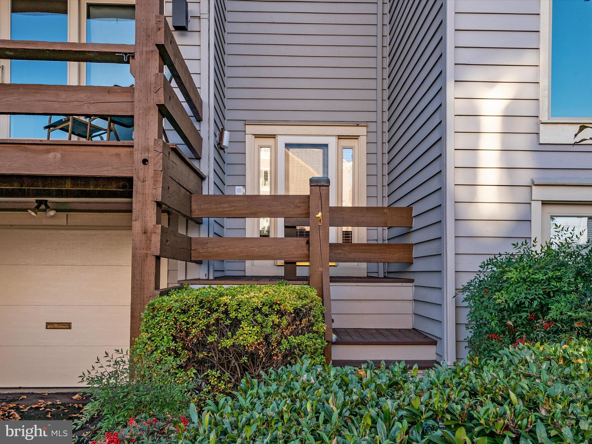 CHESAPEAKE LANDING - Residential