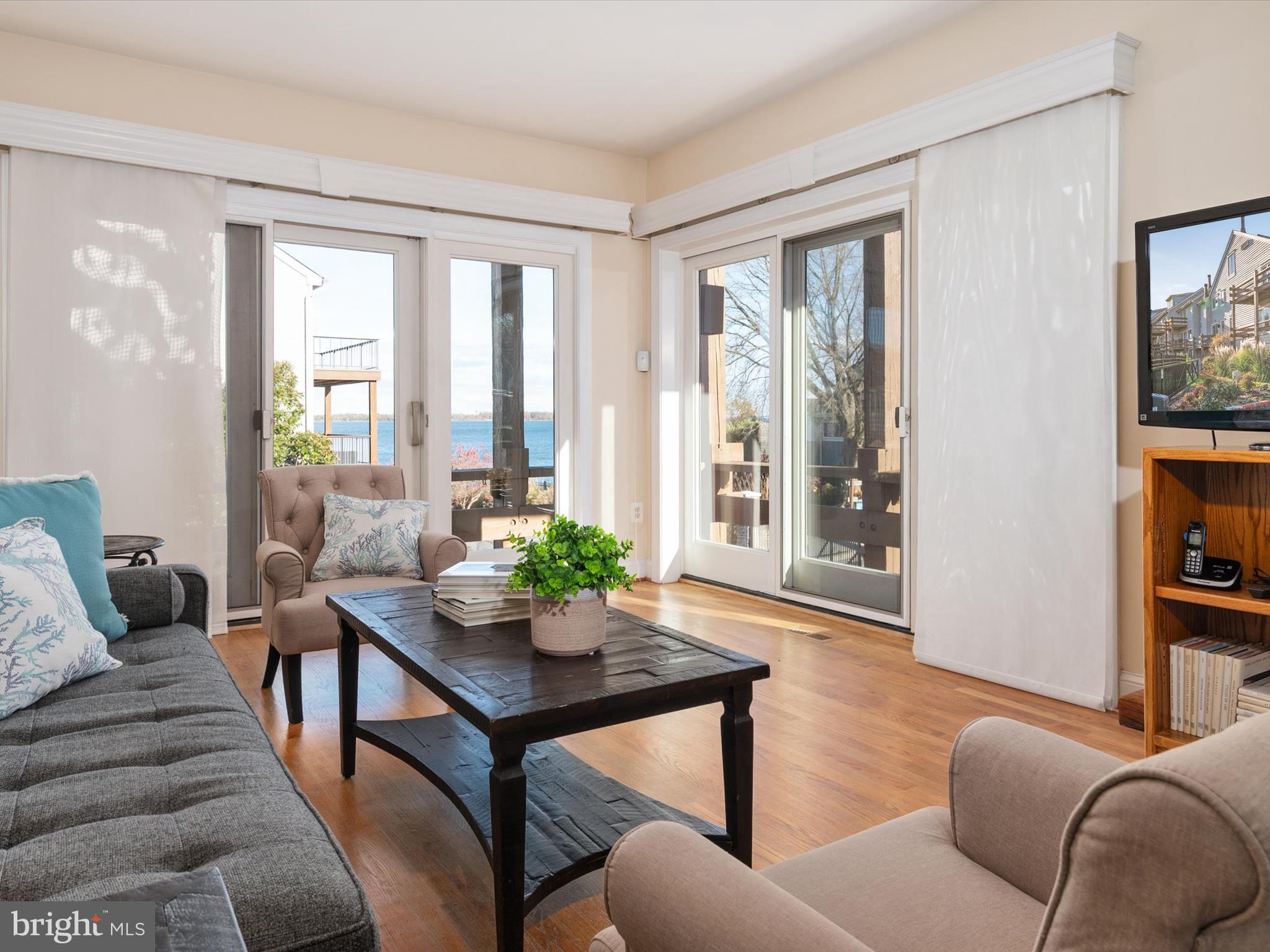 CHESAPEAKE LANDING - Residential