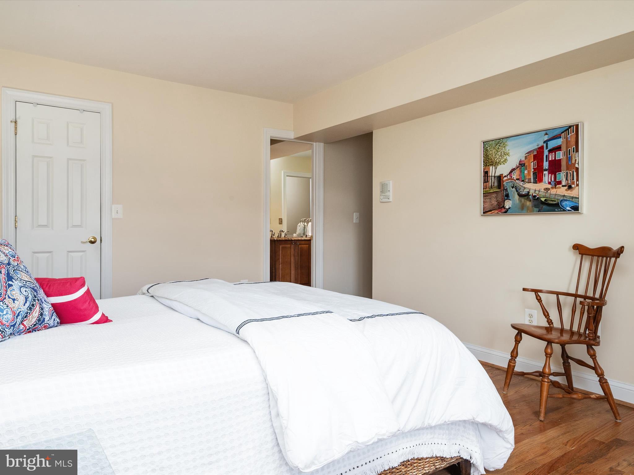 CHESAPEAKE LANDING - Residential