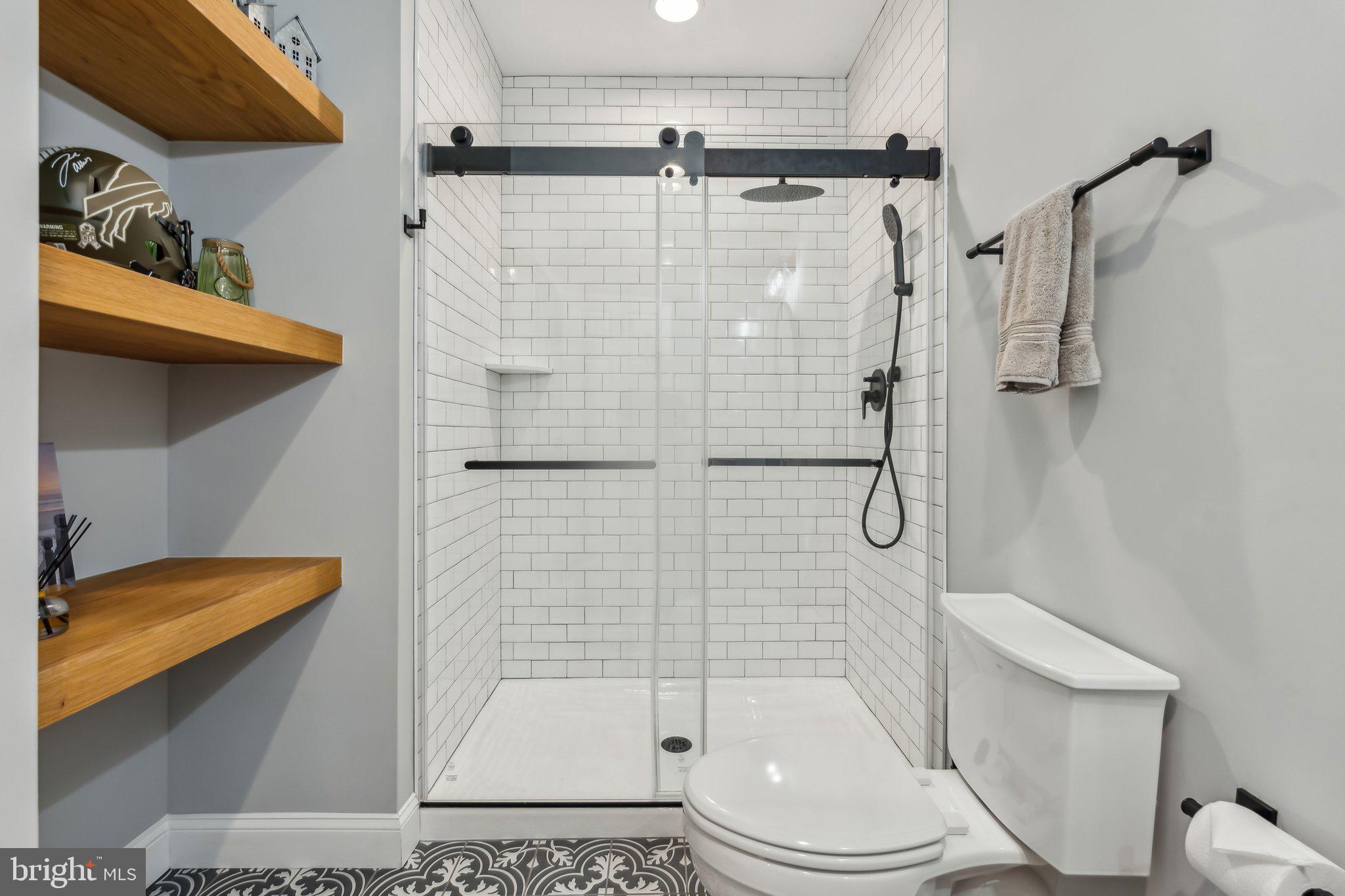 GREENS SOUTH AT WILLOWSF - Residential