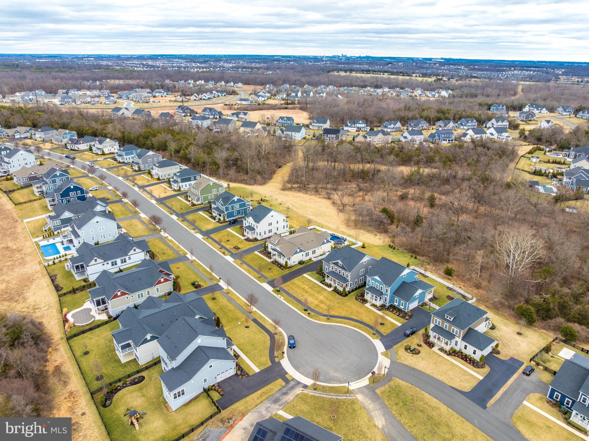 GREENS SOUTH AT WILLOWSF - Residential