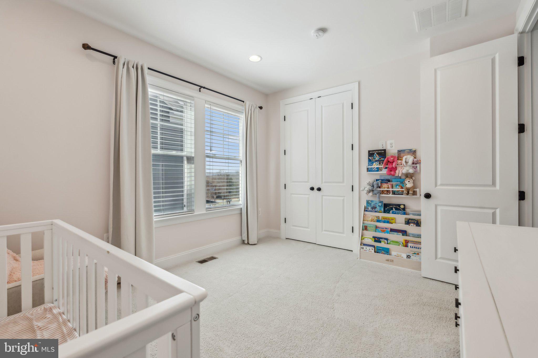 GREENS SOUTH AT WILLOWSF - Residential