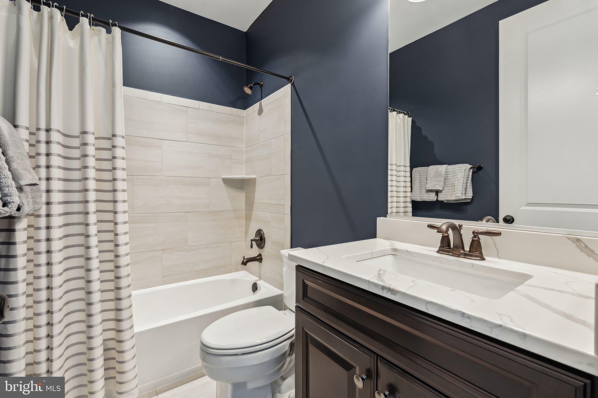 GREENS SOUTH AT WILLOWSF - Residential