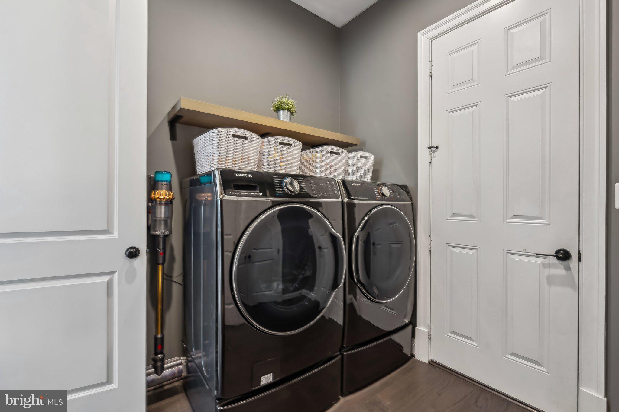 GREENS SOUTH AT WILLOWSF - Residential