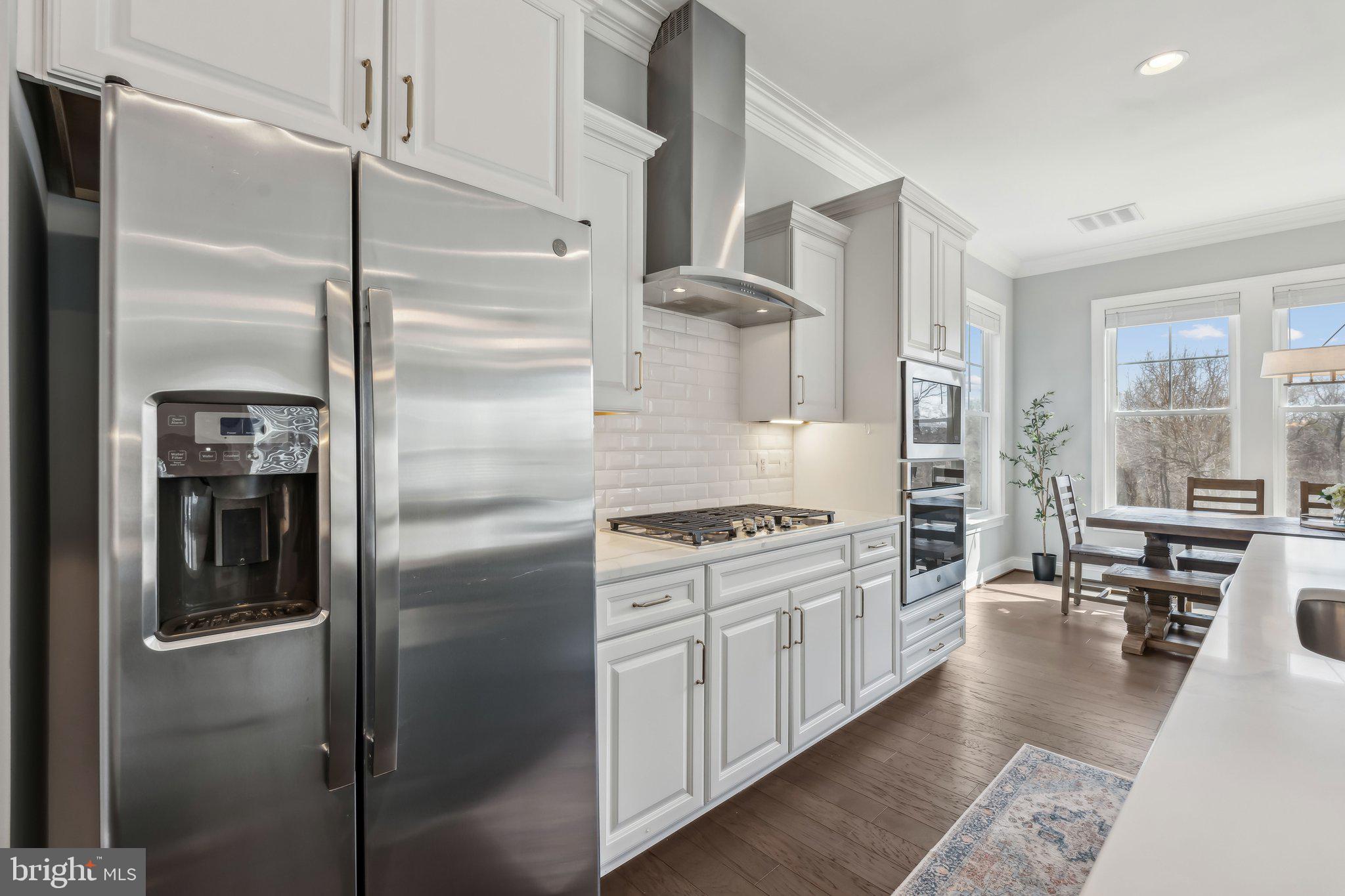 GREENS SOUTH AT WILLOWSF - Residential