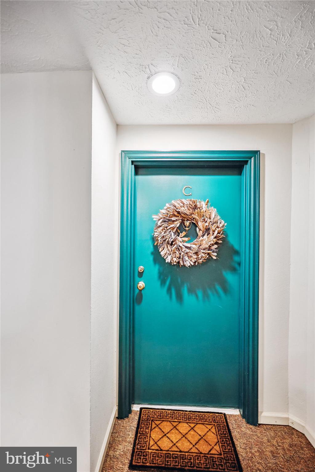 WATERS EDGE AT NORTH LAKE - Residential