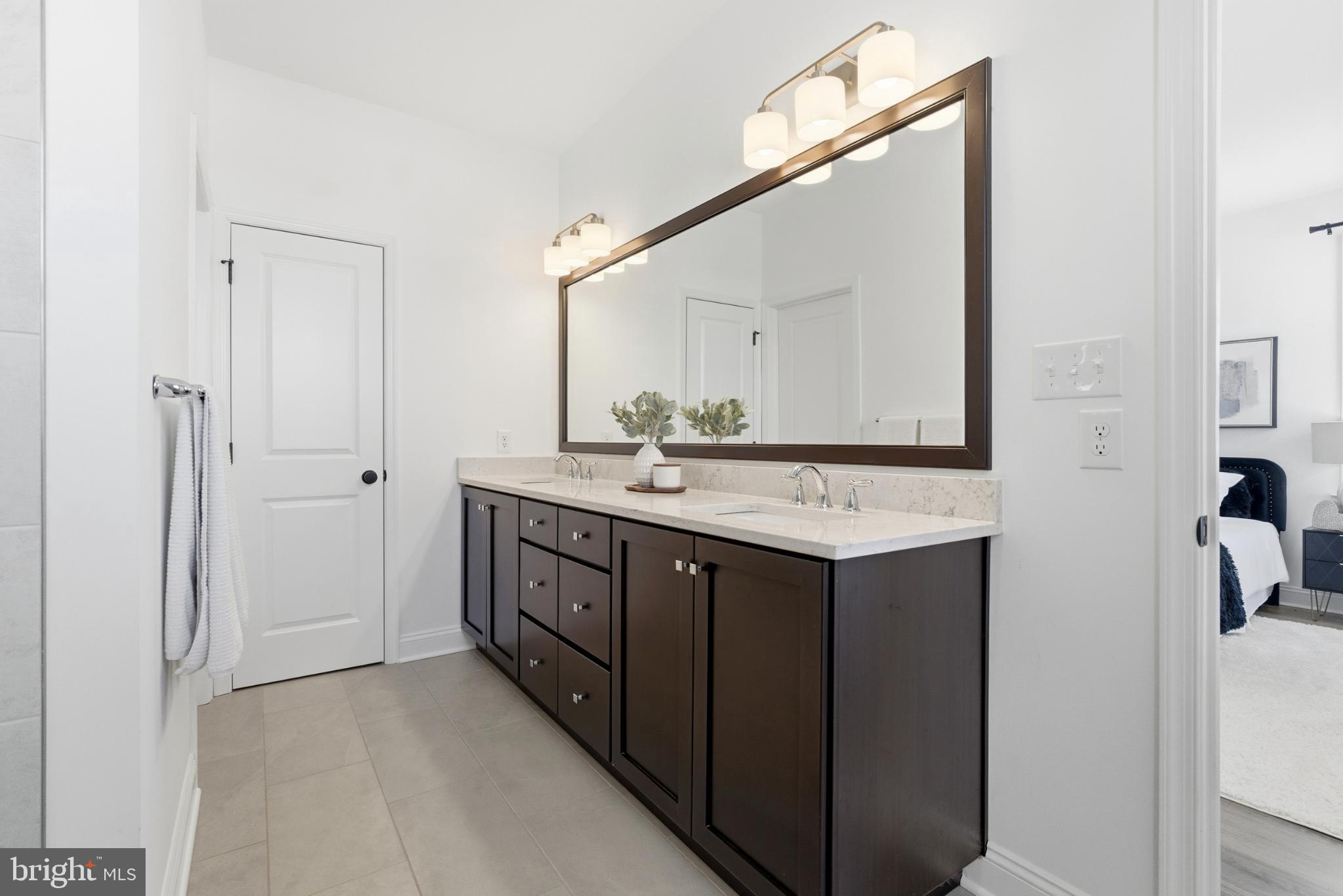 HIGHPOINTE AT SALFORD - Residential