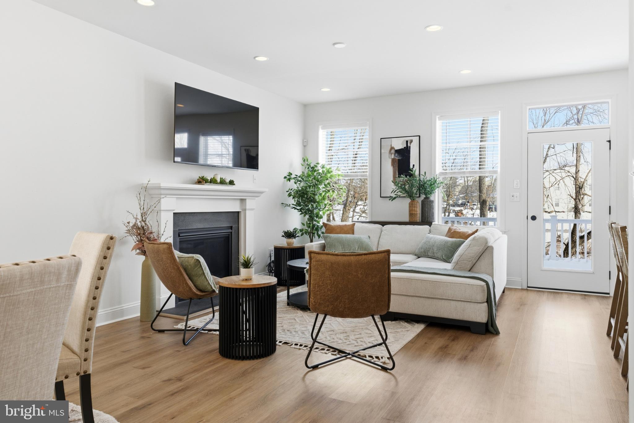 HIGHPOINTE AT SALFORD - Residential