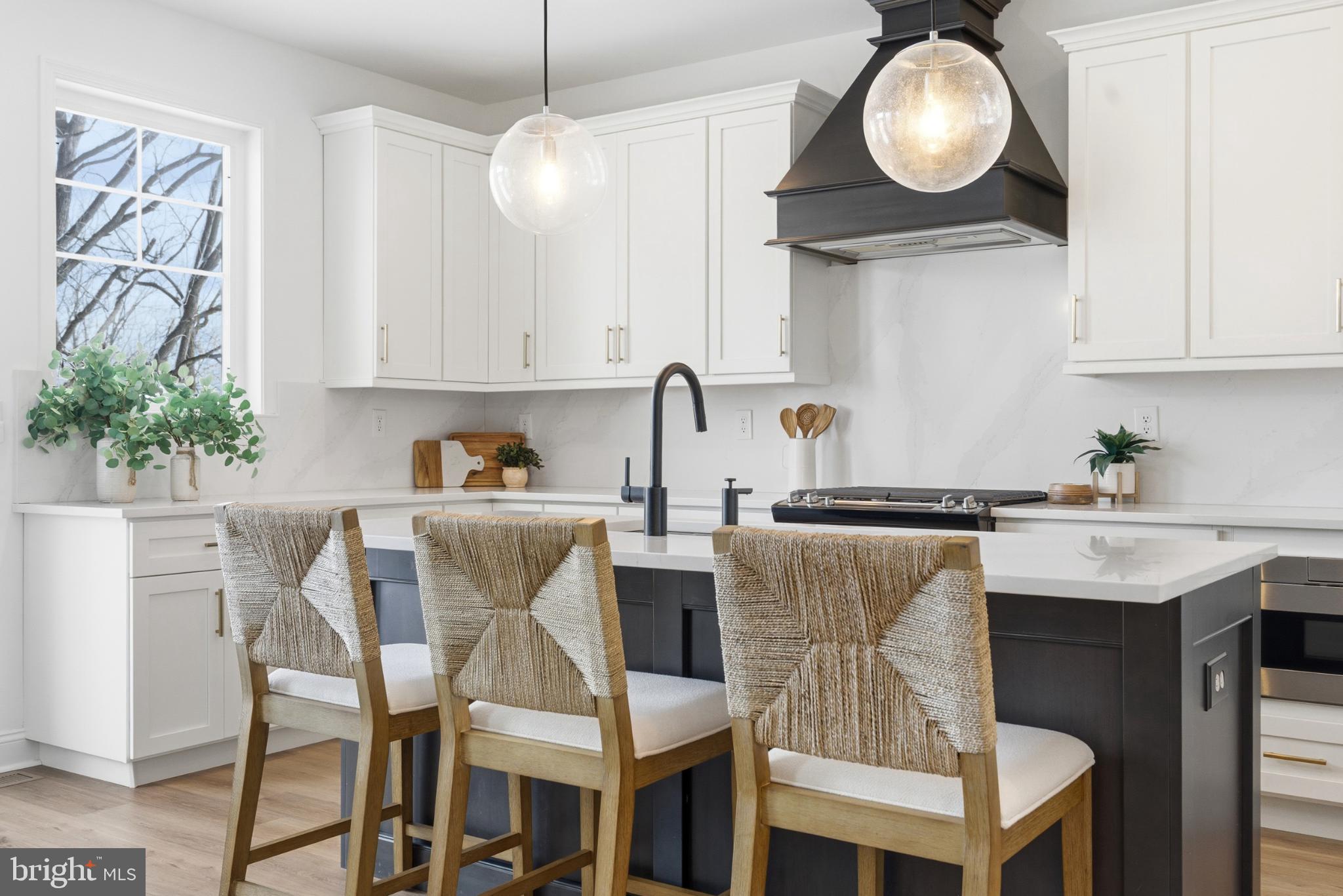 HIGHPOINTE AT SALFORD - Residential