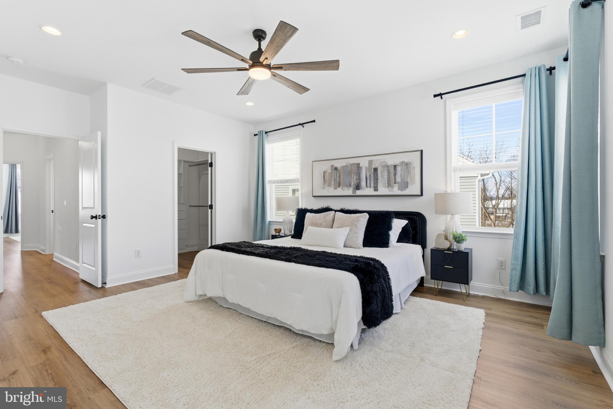 HIGHPOINTE AT SALFORD - Residential