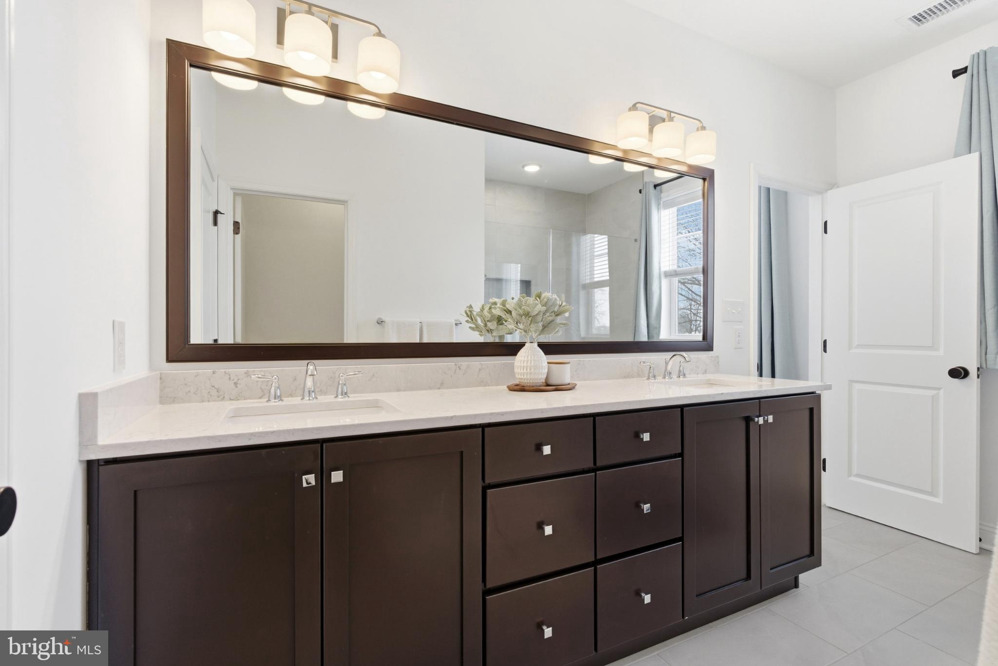 HIGHPOINTE AT SALFORD - Residential