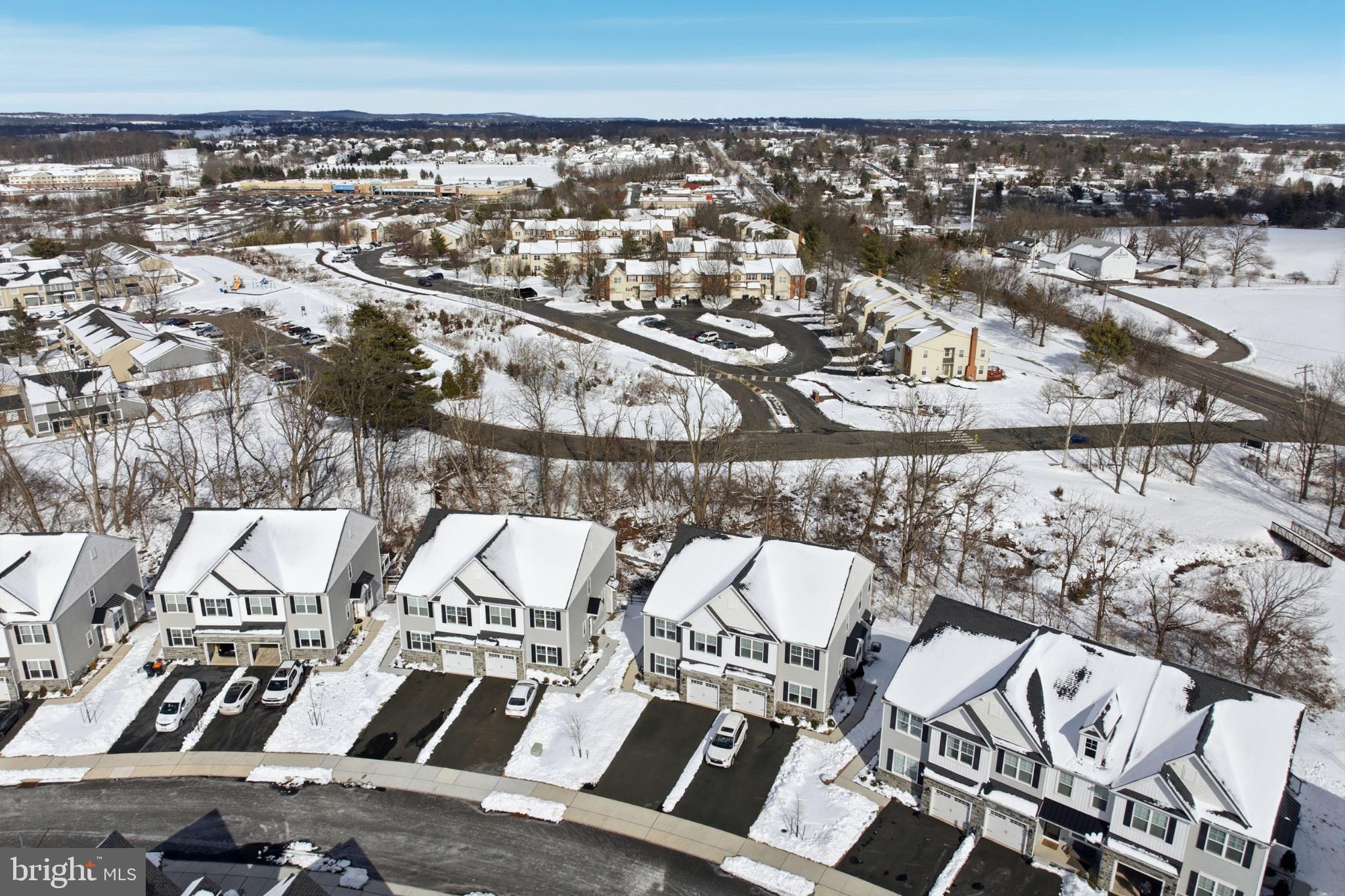 HIGHPOINTE AT SALFORD - Residential