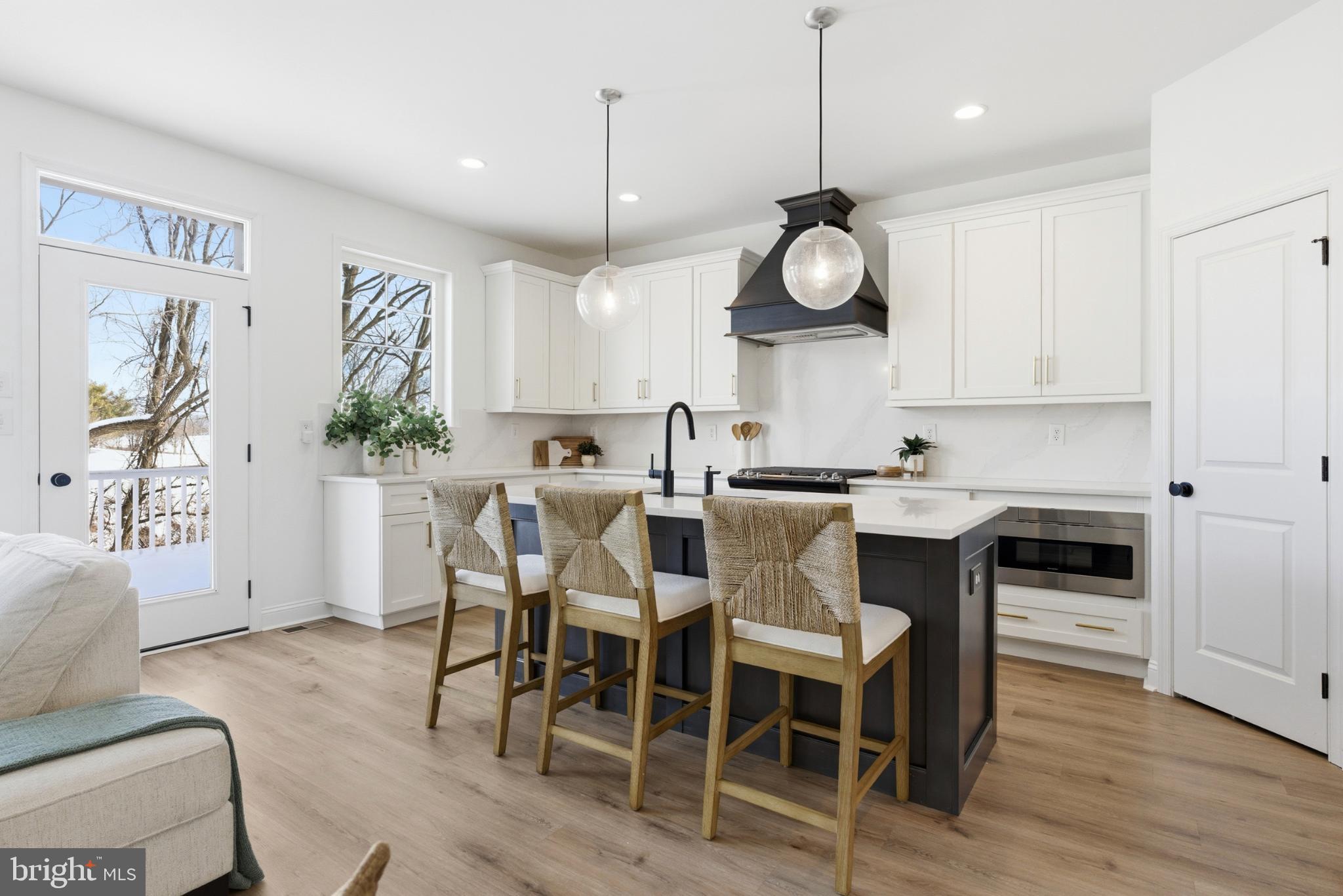 HIGHPOINTE AT SALFORD - Residential