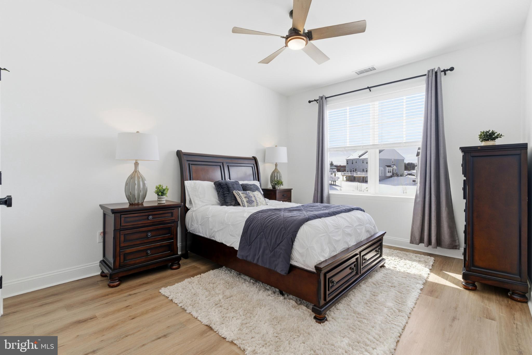 HIGHPOINTE AT SALFORD - Residential