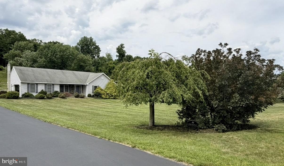 44 BEAVER VALLEY COURT