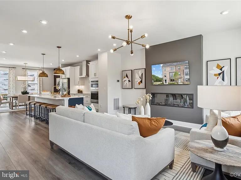 GLENWOOD - Residential Lease