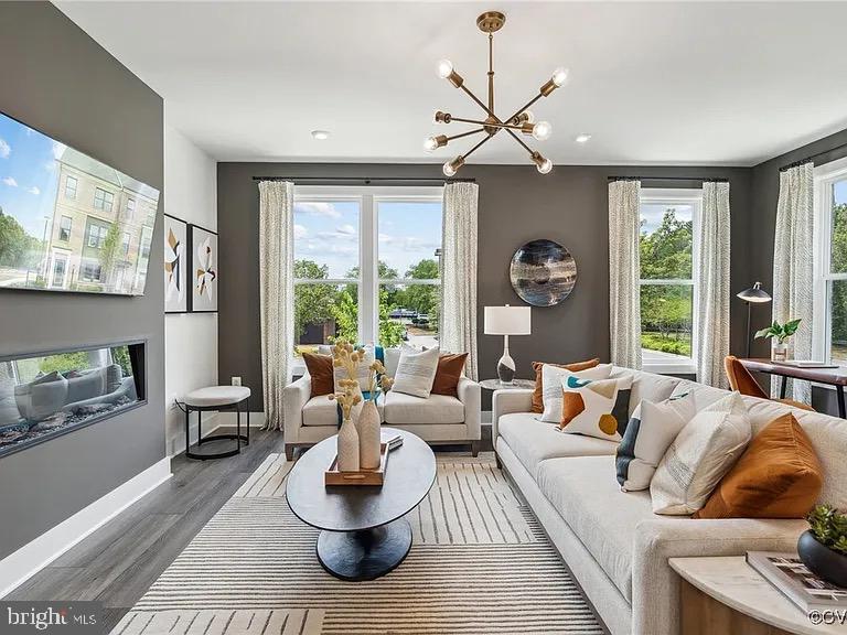 GLENWOOD - Residential Lease