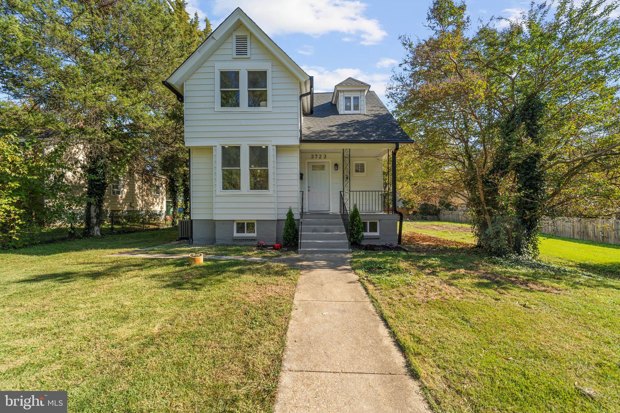 COTTAGE CITY - Residential