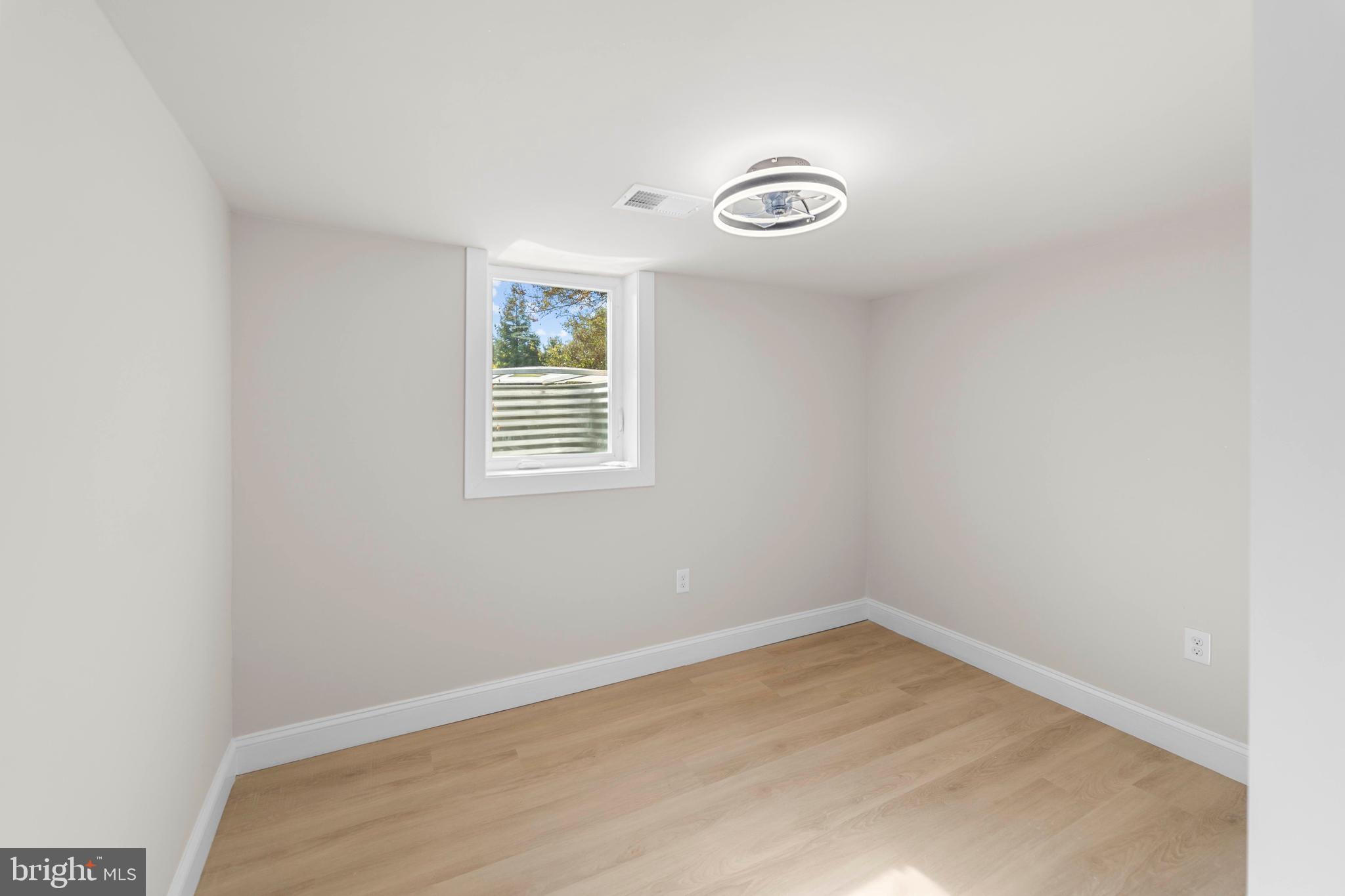 COTTAGE CITY - Residential