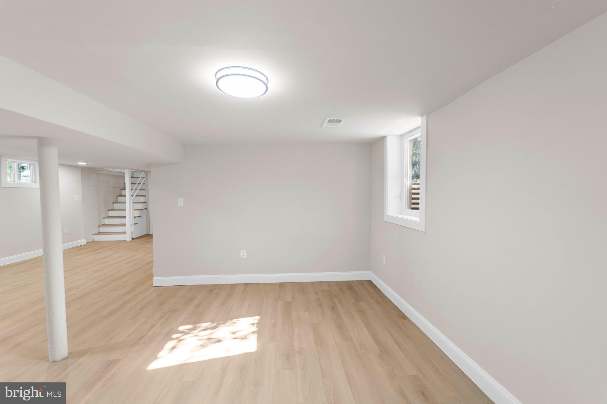 COTTAGE CITY - Residential