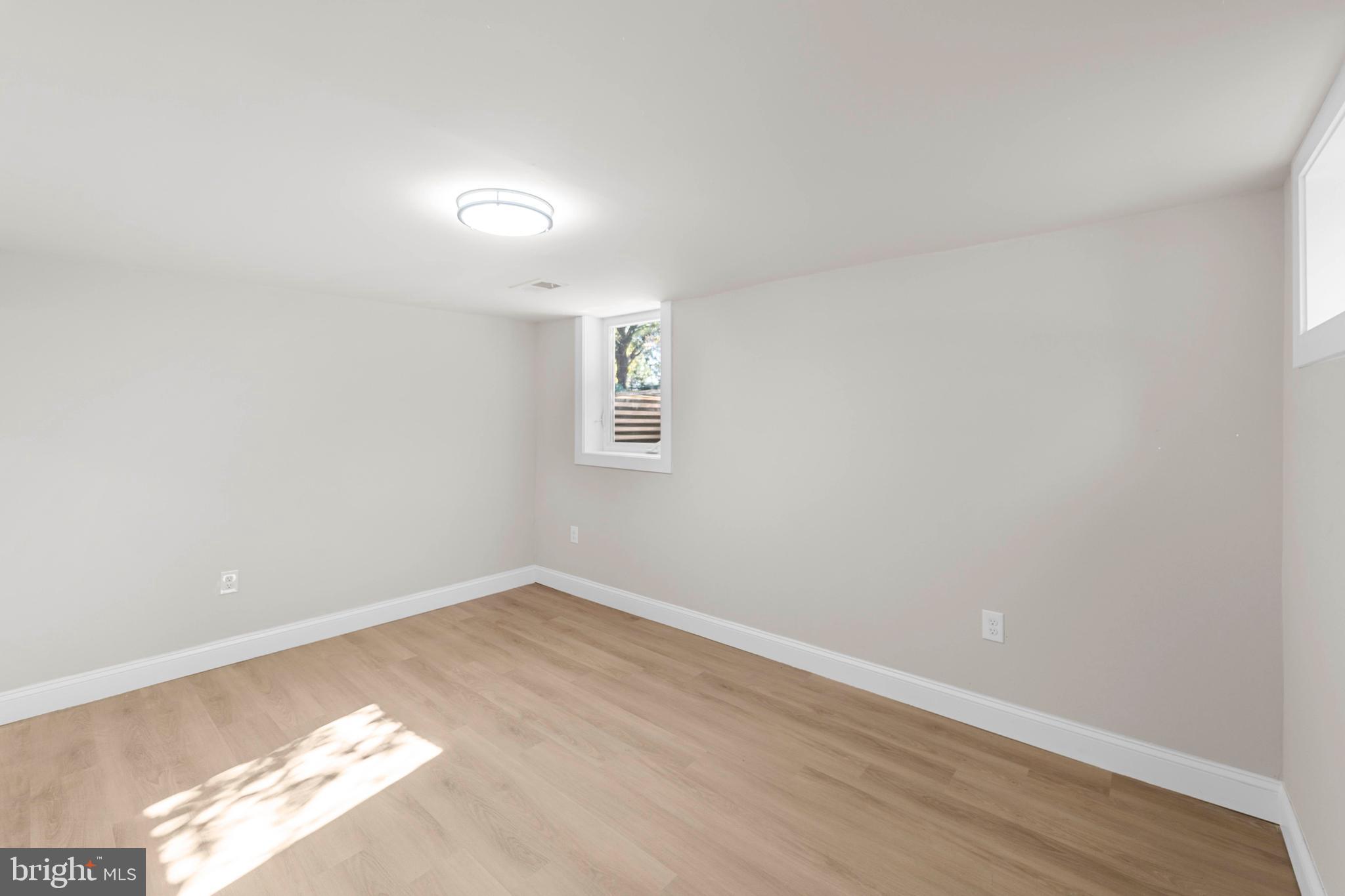 COTTAGE CITY - Residential