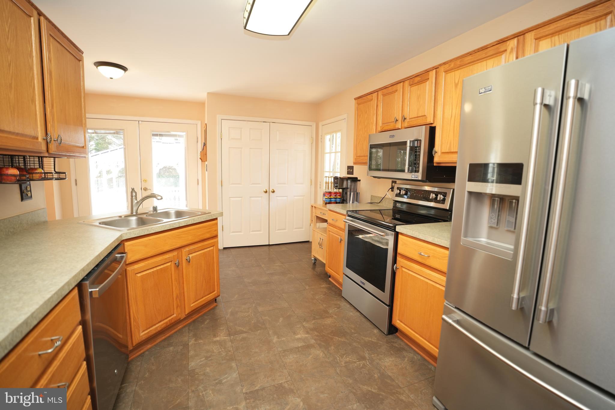 MEADOW LAKE - Residential