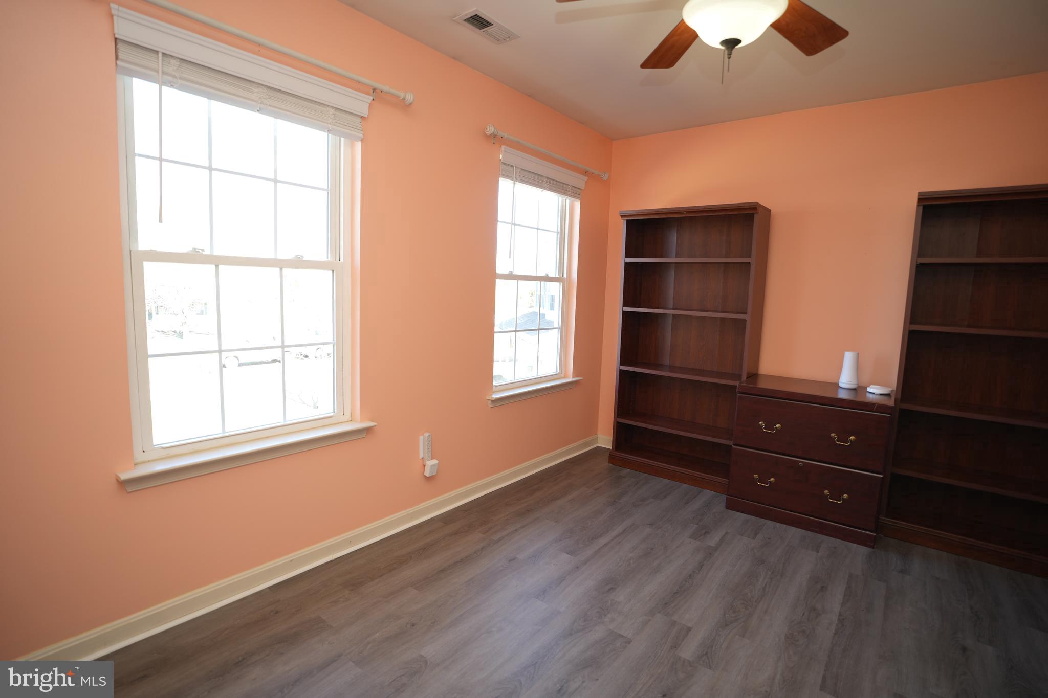 MEADOW LAKE - Residential