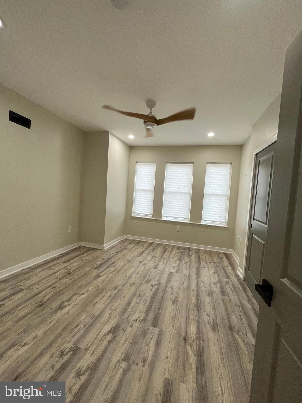 OVERBROOK - Residential