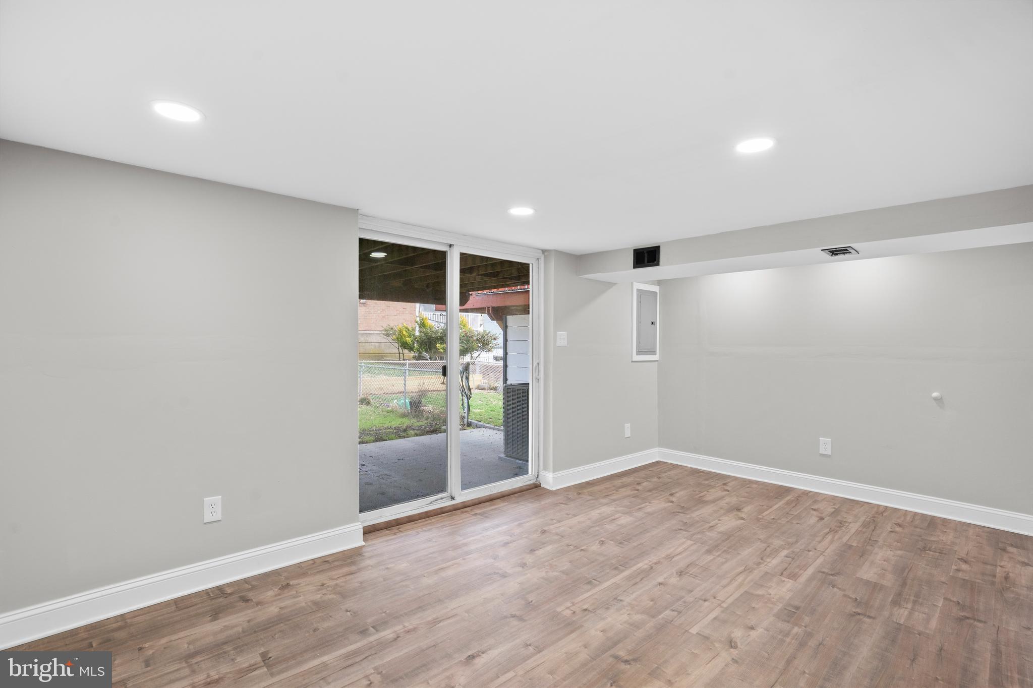 MILLBROOK - Residential