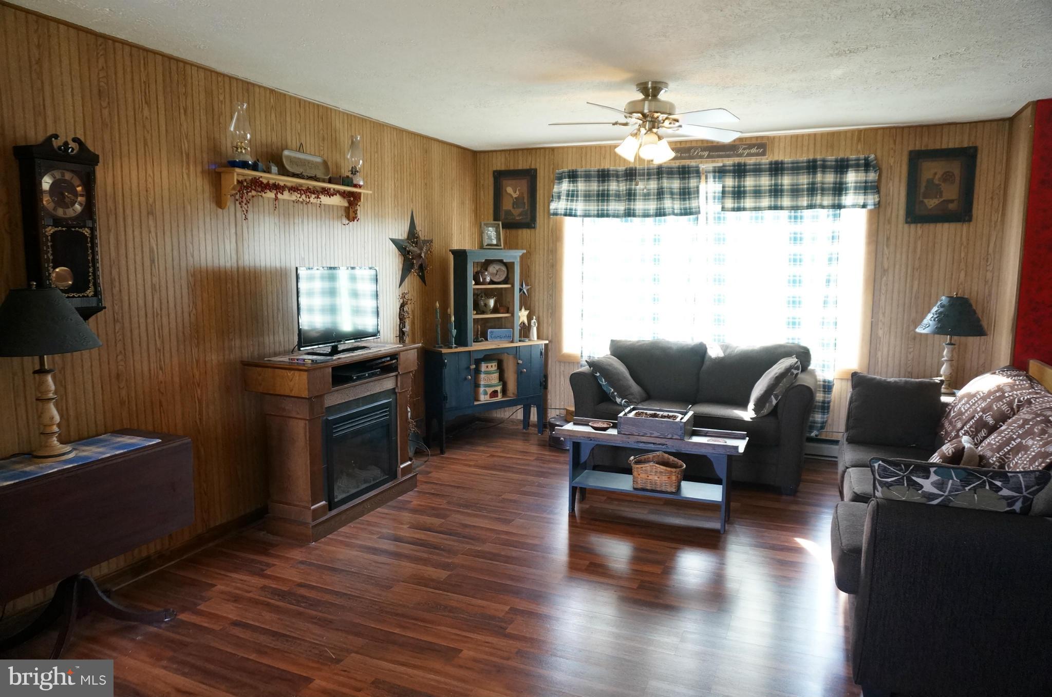 CLEAR SPRING - Residential