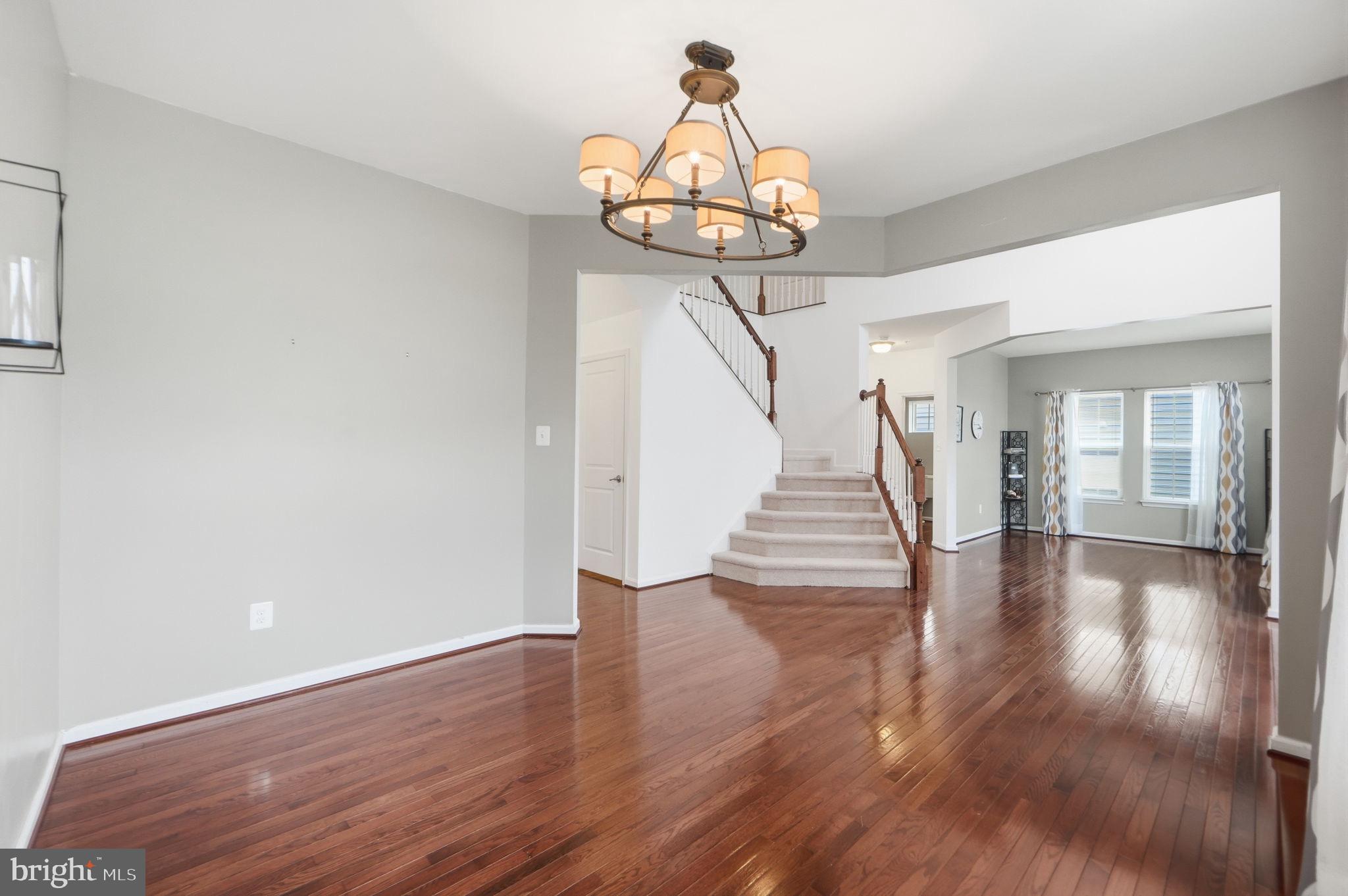 LINDEN GROVE - Residential