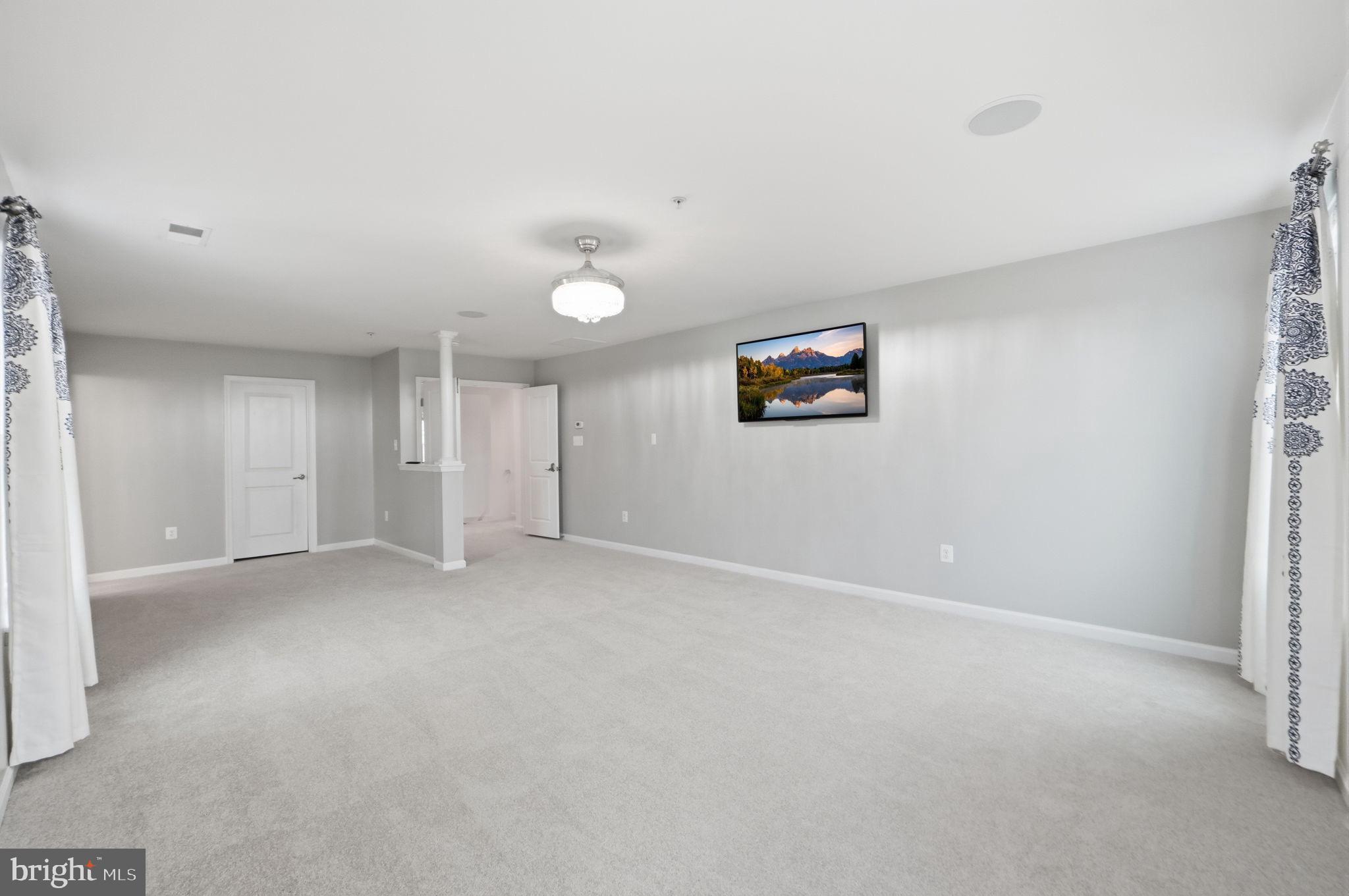 LINDEN GROVE - Residential