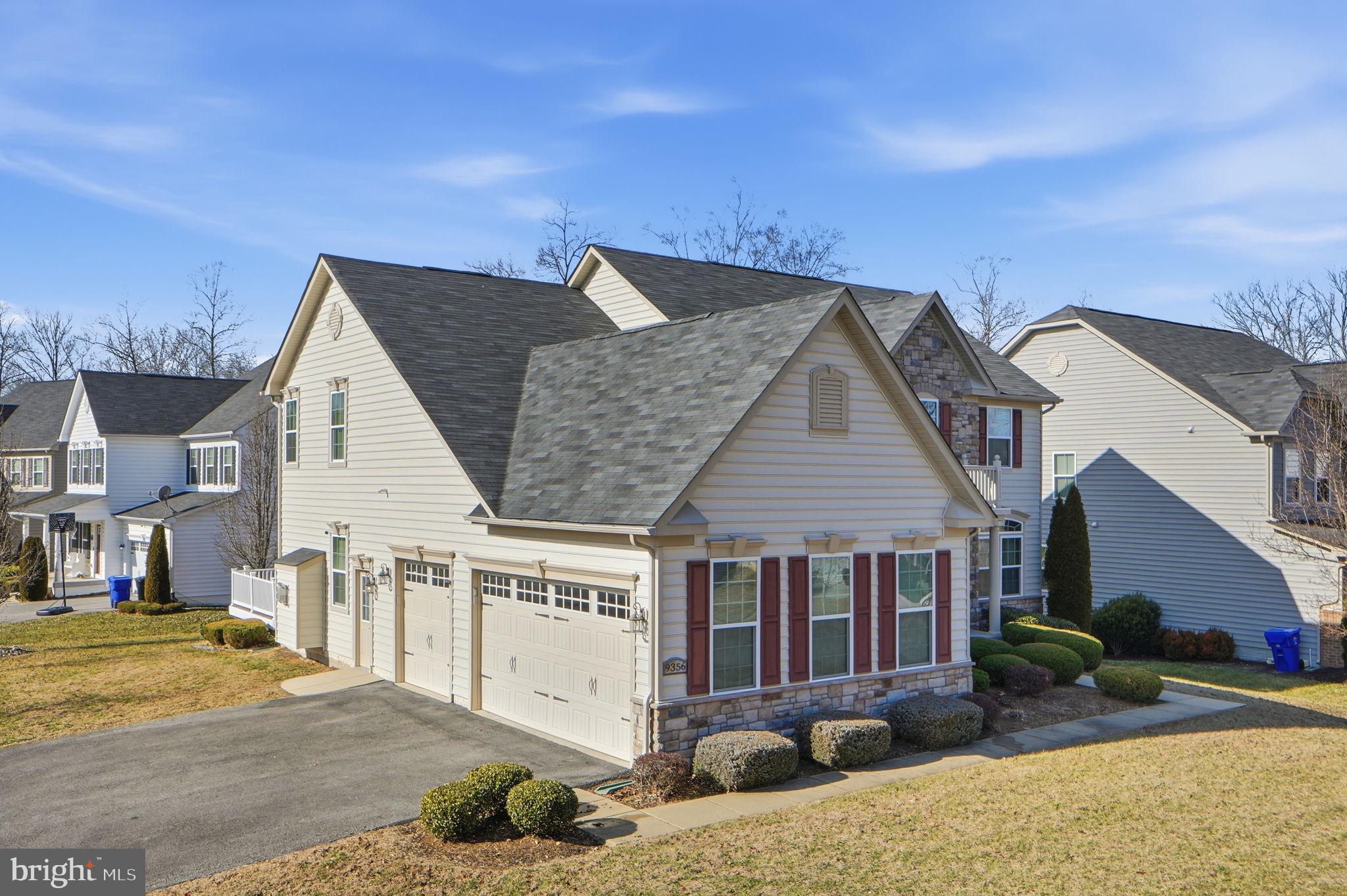 LINDEN GROVE - Residential