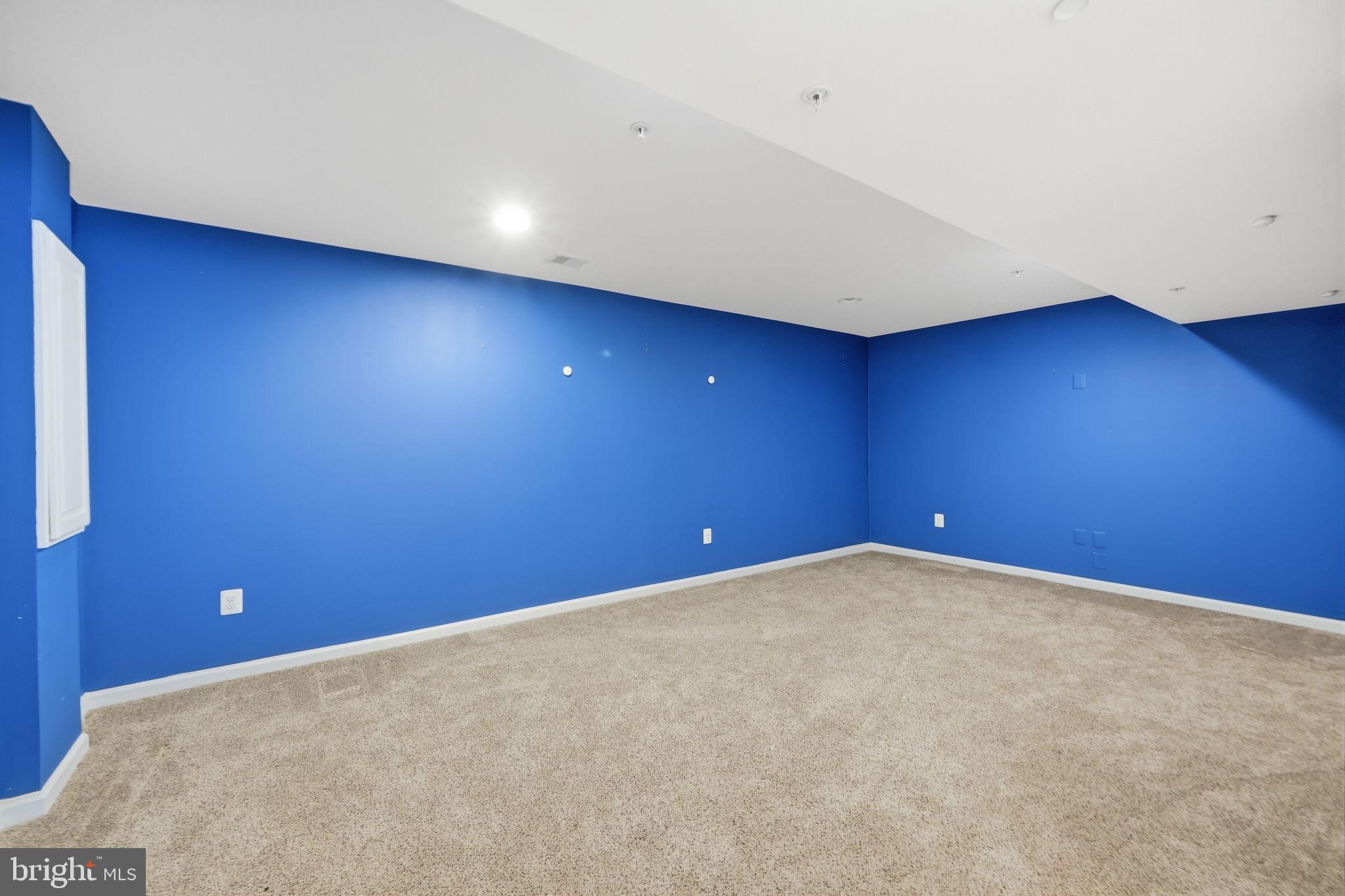 LINDEN GROVE - Residential