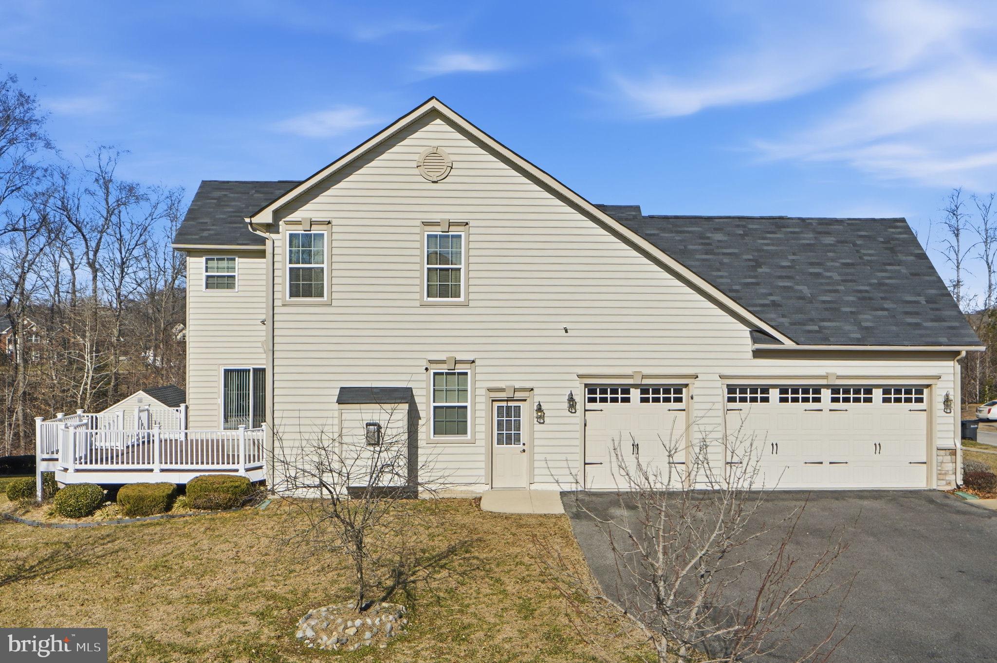 LINDEN GROVE - Residential