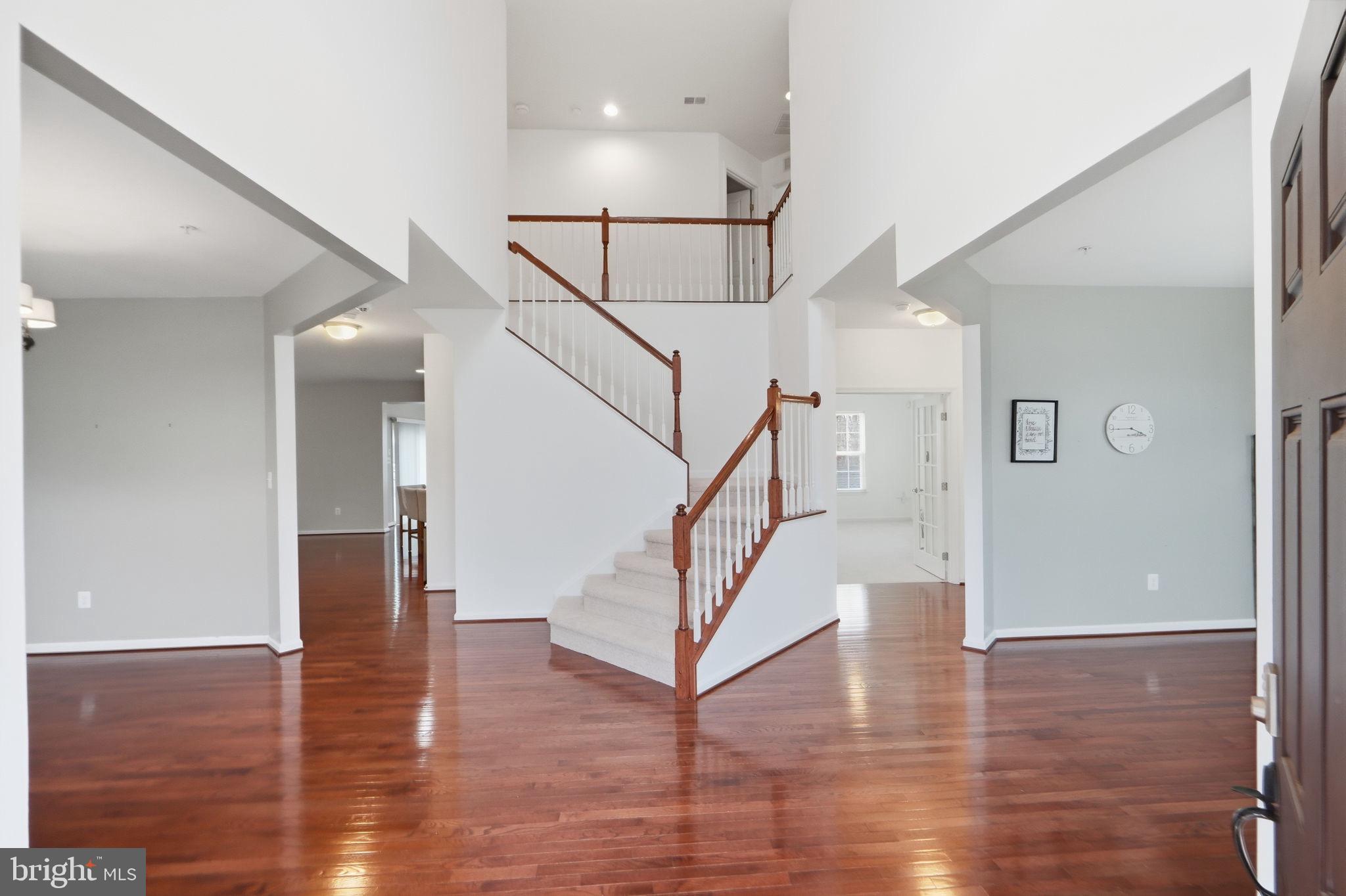 LINDEN GROVE - Residential