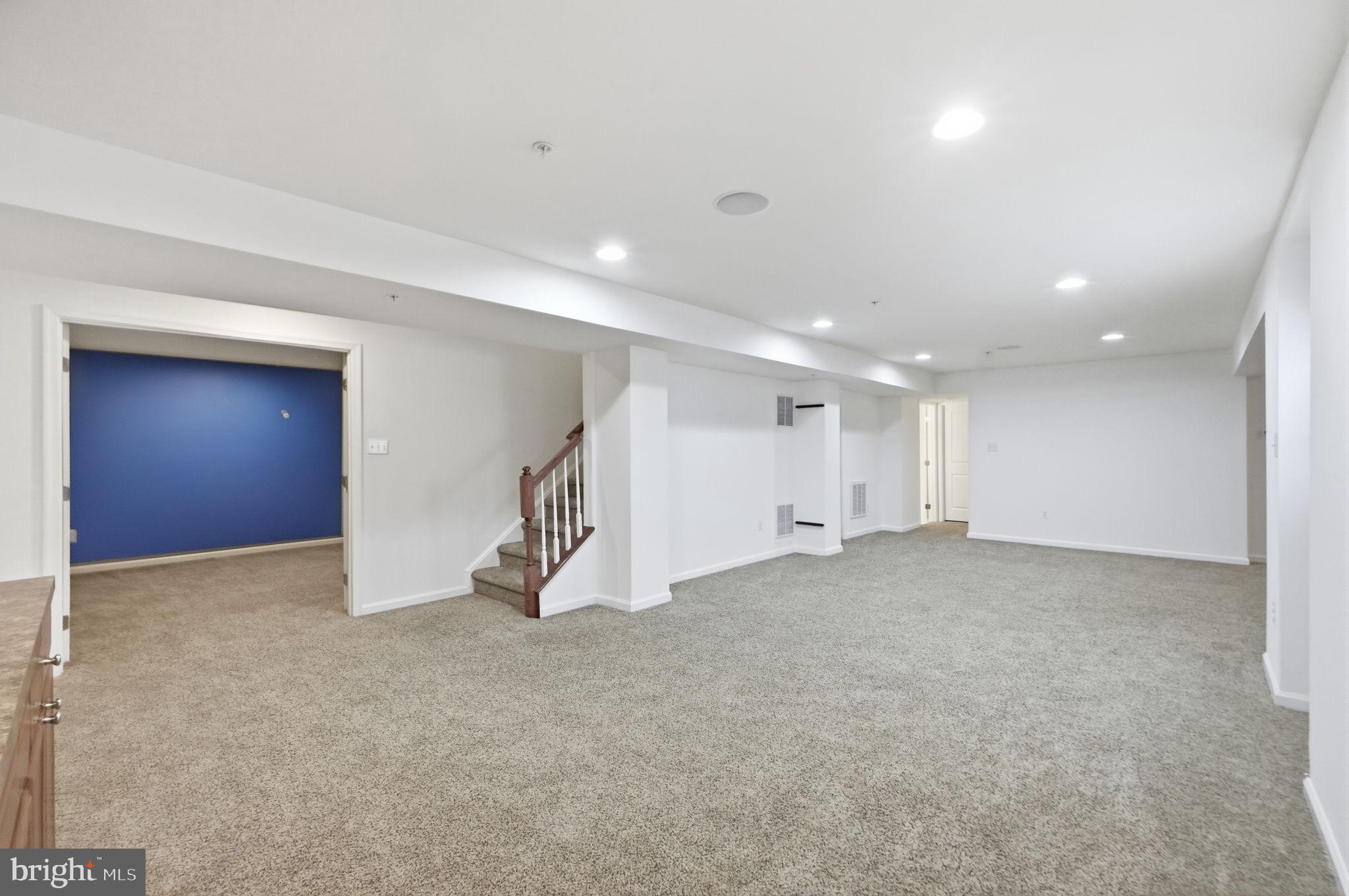 LINDEN GROVE - Residential